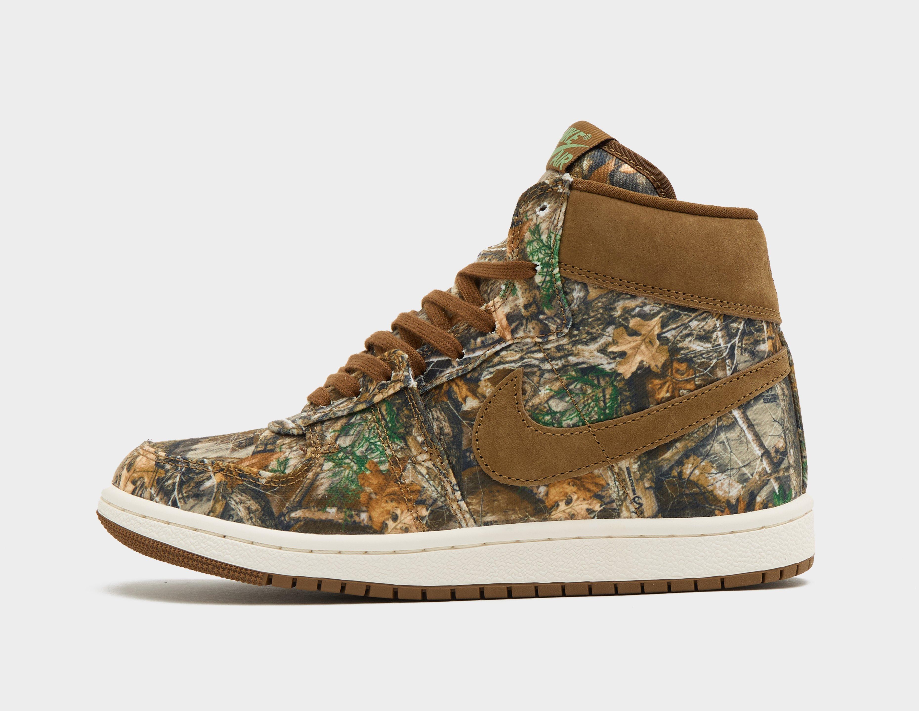 Jordan Air Ship Brown in  Men's Size 7.5