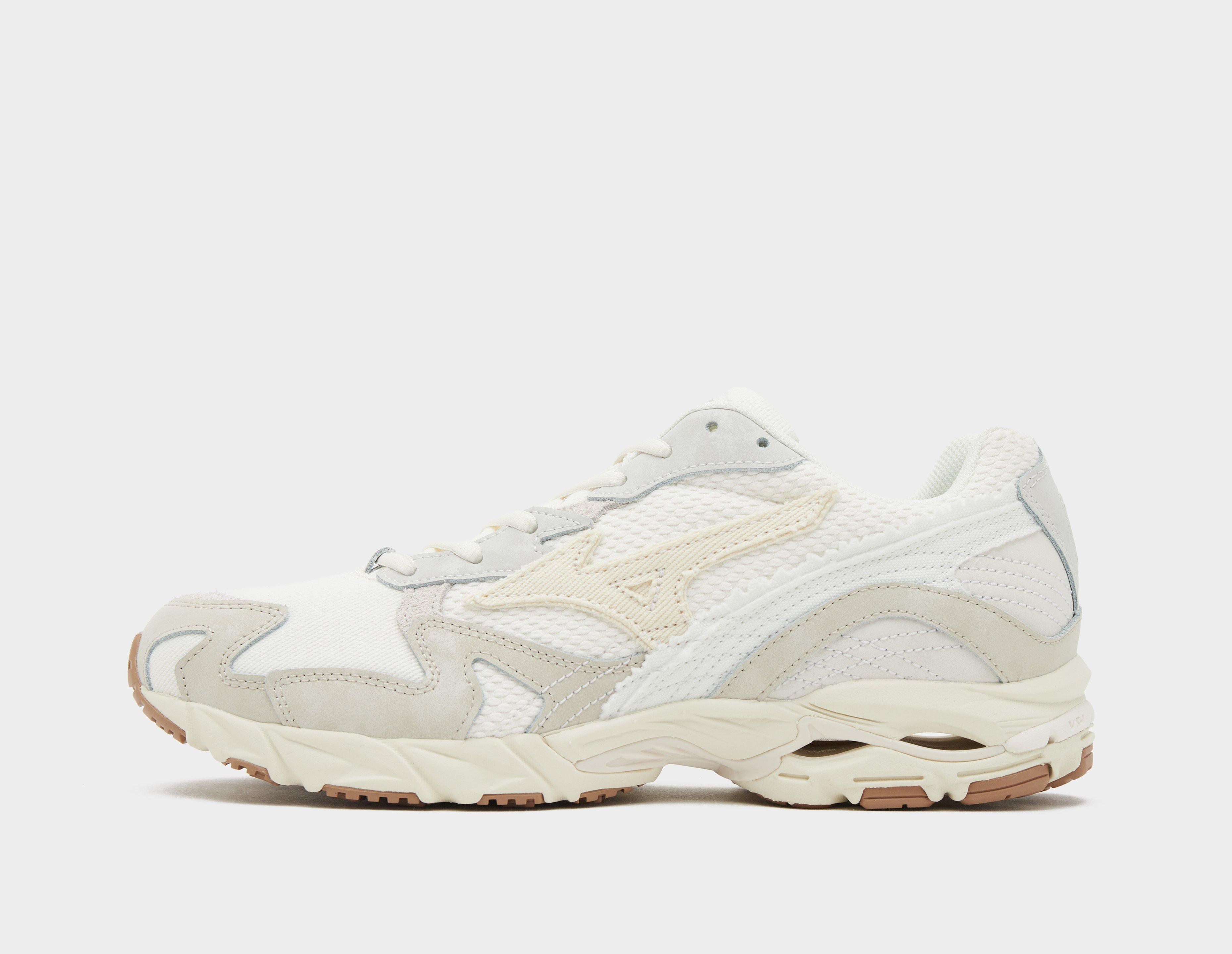 Mizuno White Mens Wave Rider 10 Sashiko Size 9.5