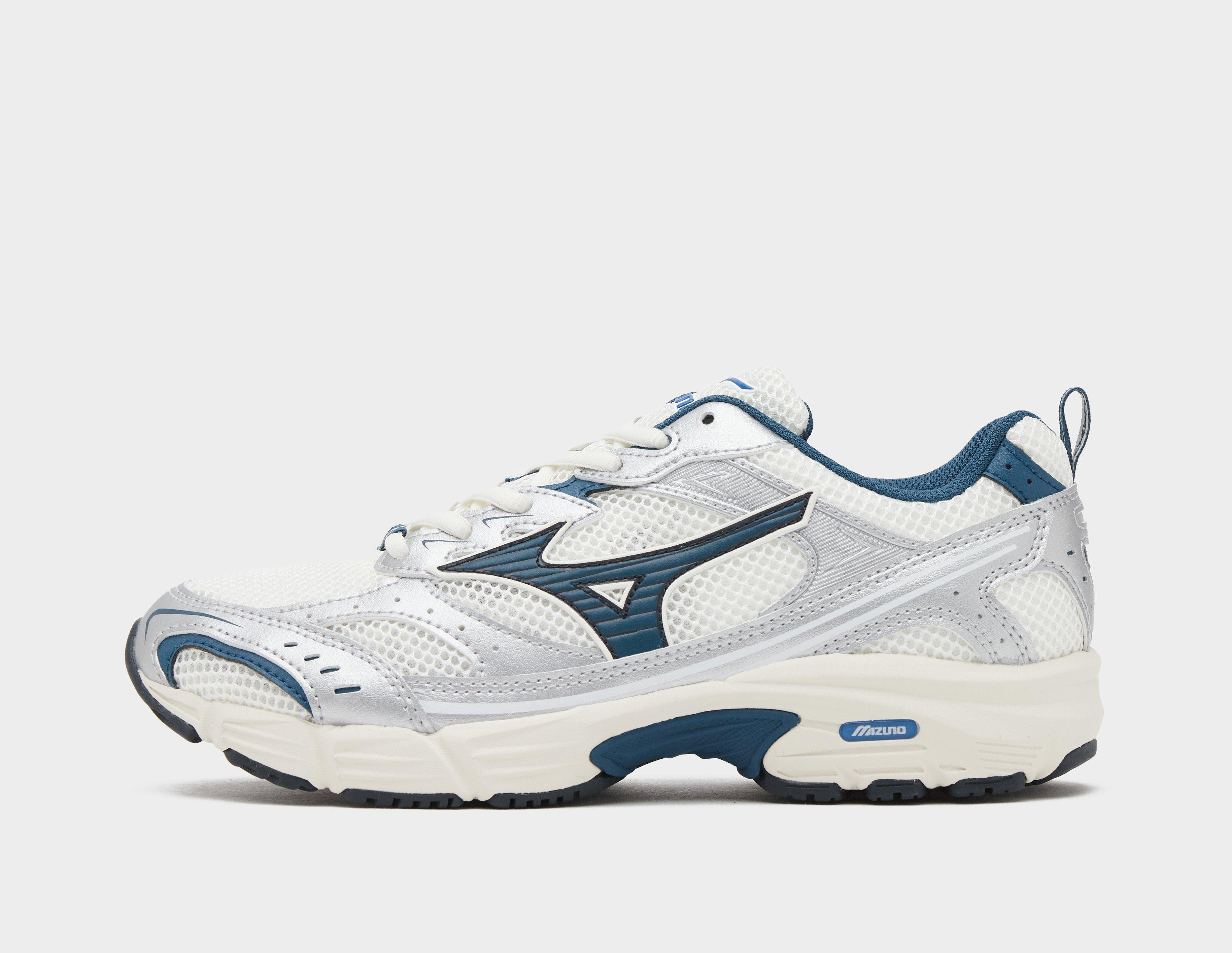 Mizuno  Mxr Silver in  Women's Size 5.5