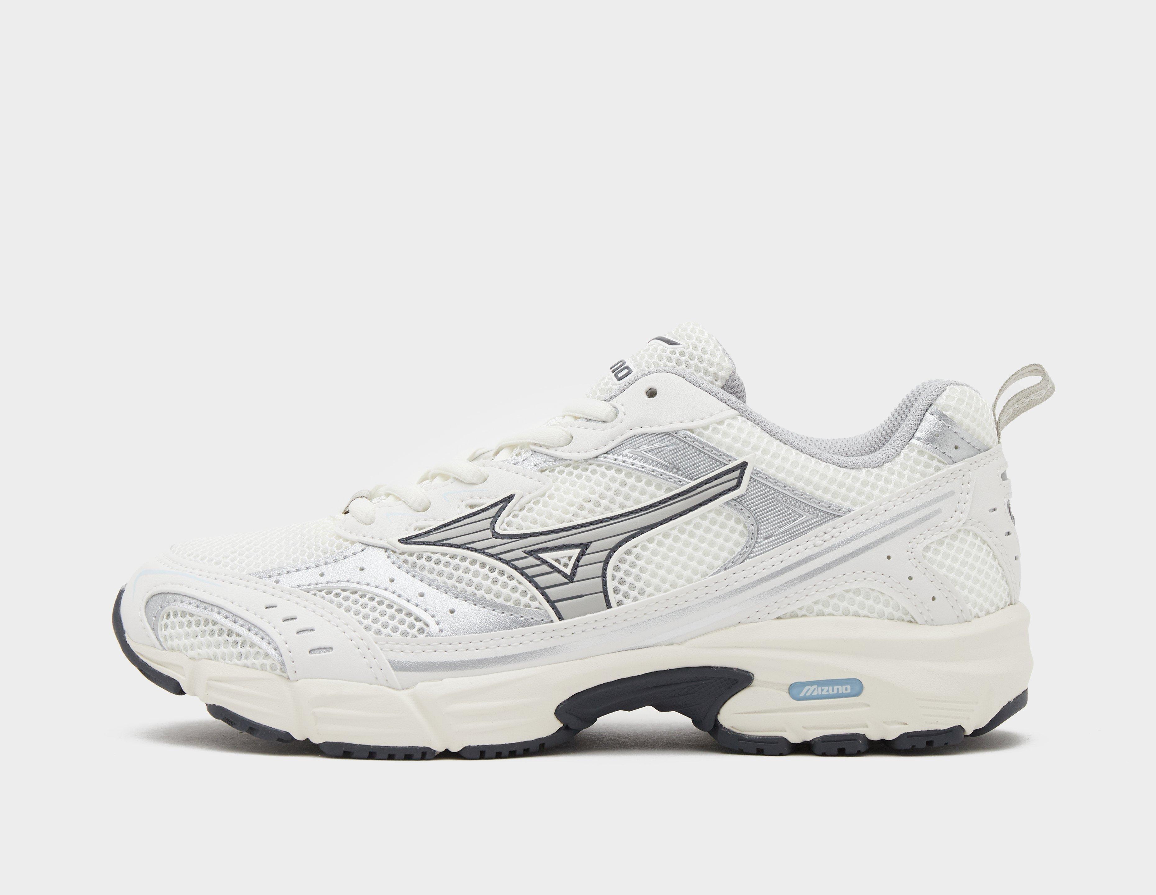 Mizuno  Mxr White in  Women's Size 5.5