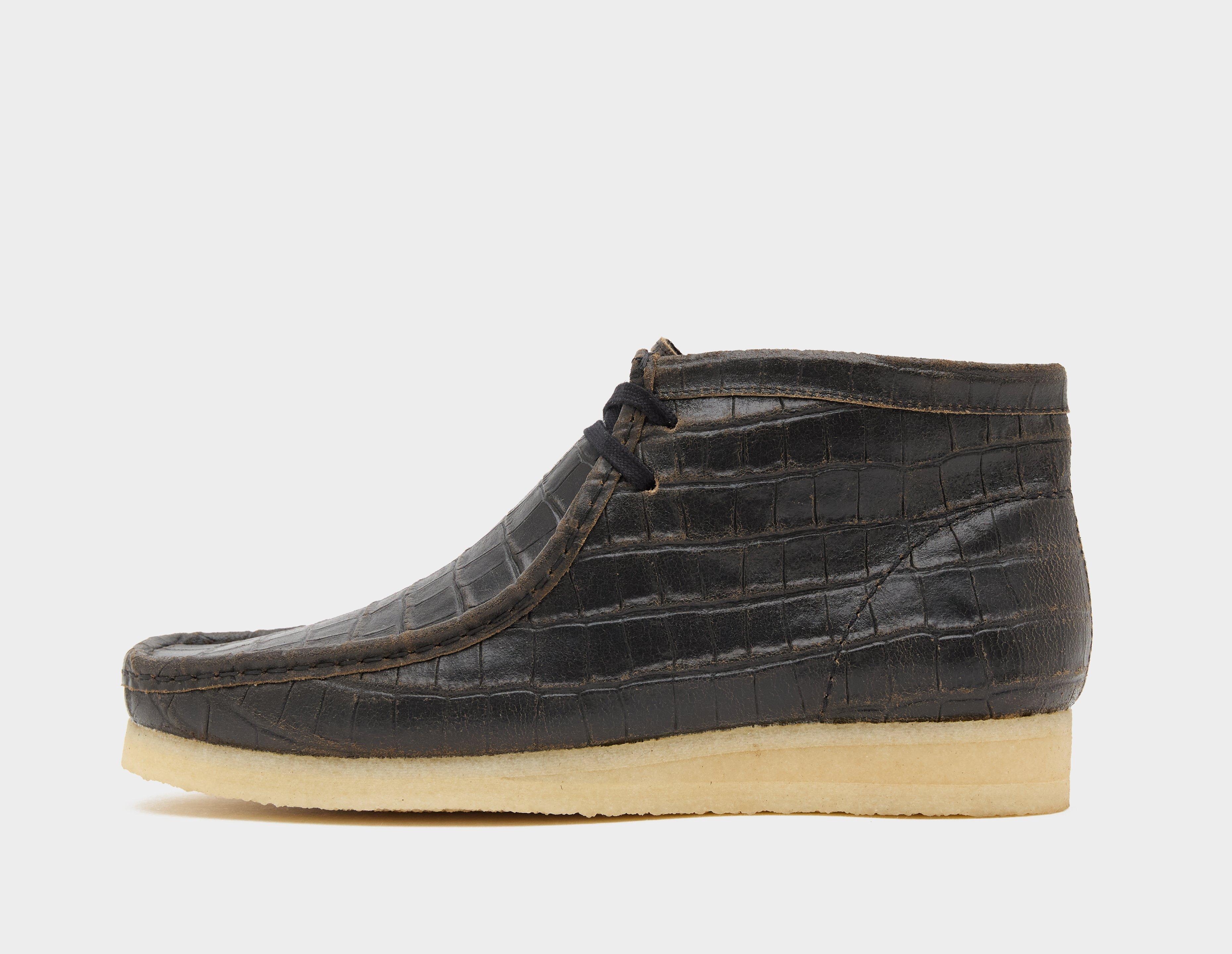 Clarks Originals Wallabee Boot Brown in  Men's Size 8