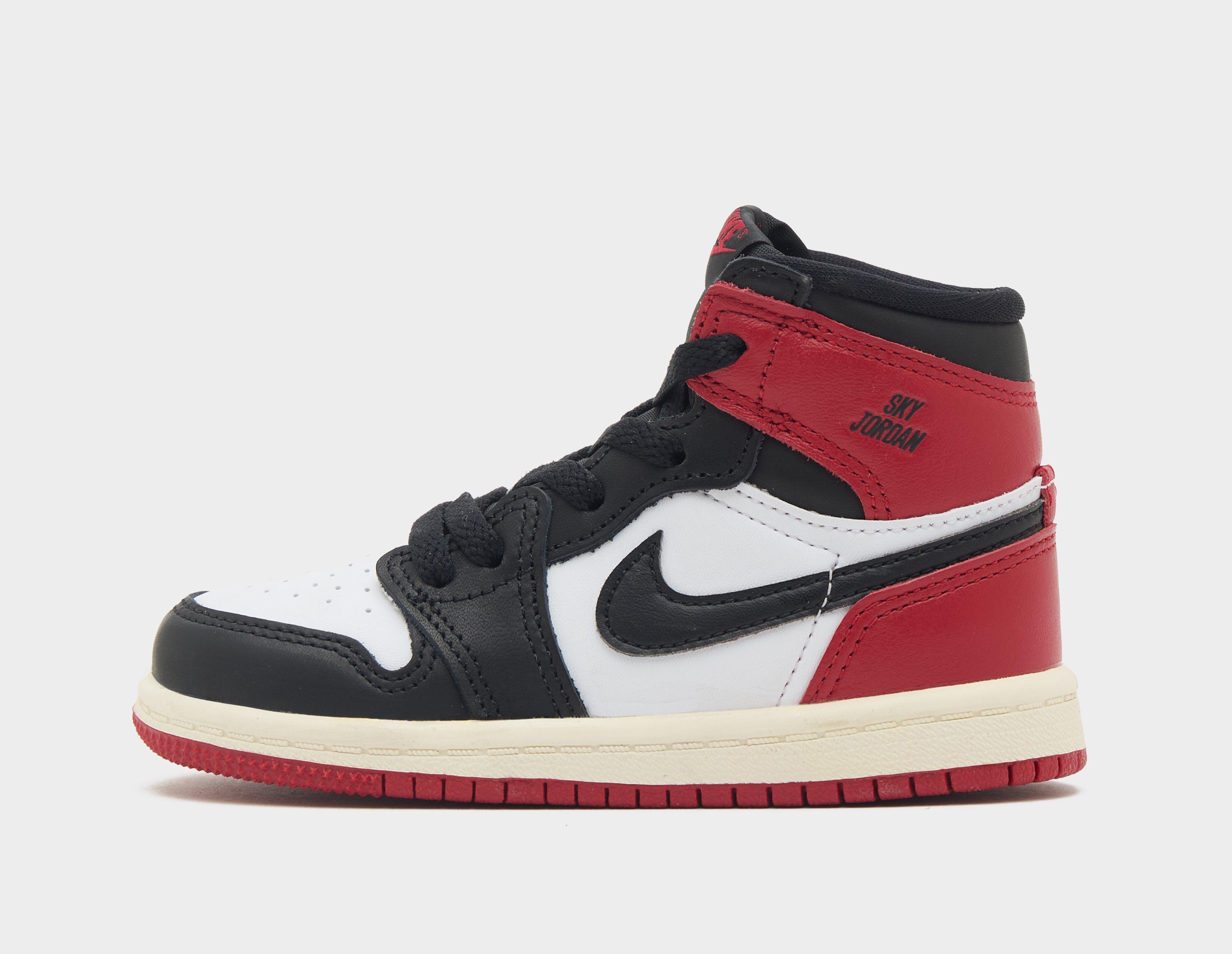Jordan Air 1 High Infant Black in Size 6.5