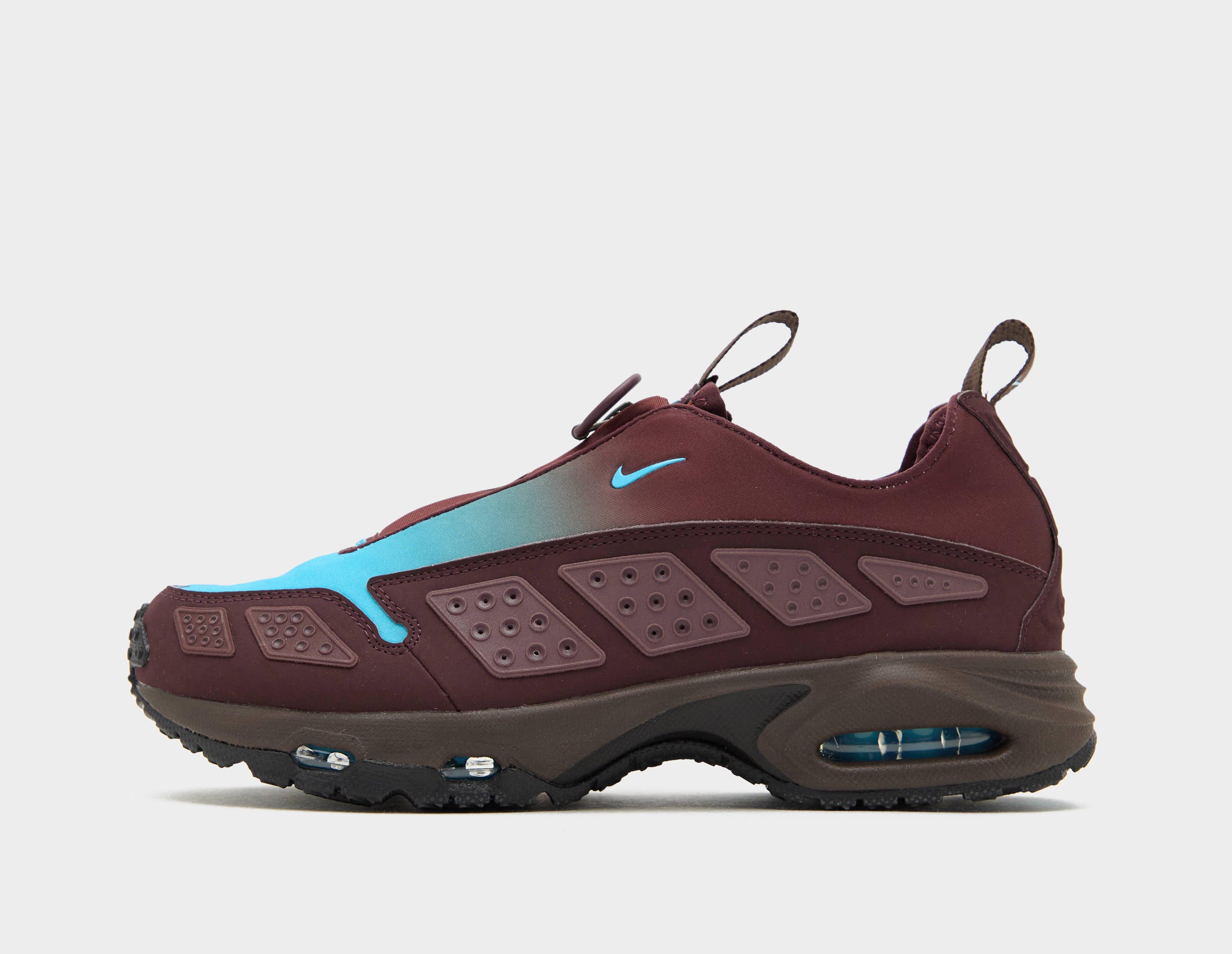 Nike  Air Max Sndr Blue in  Women's Size 6