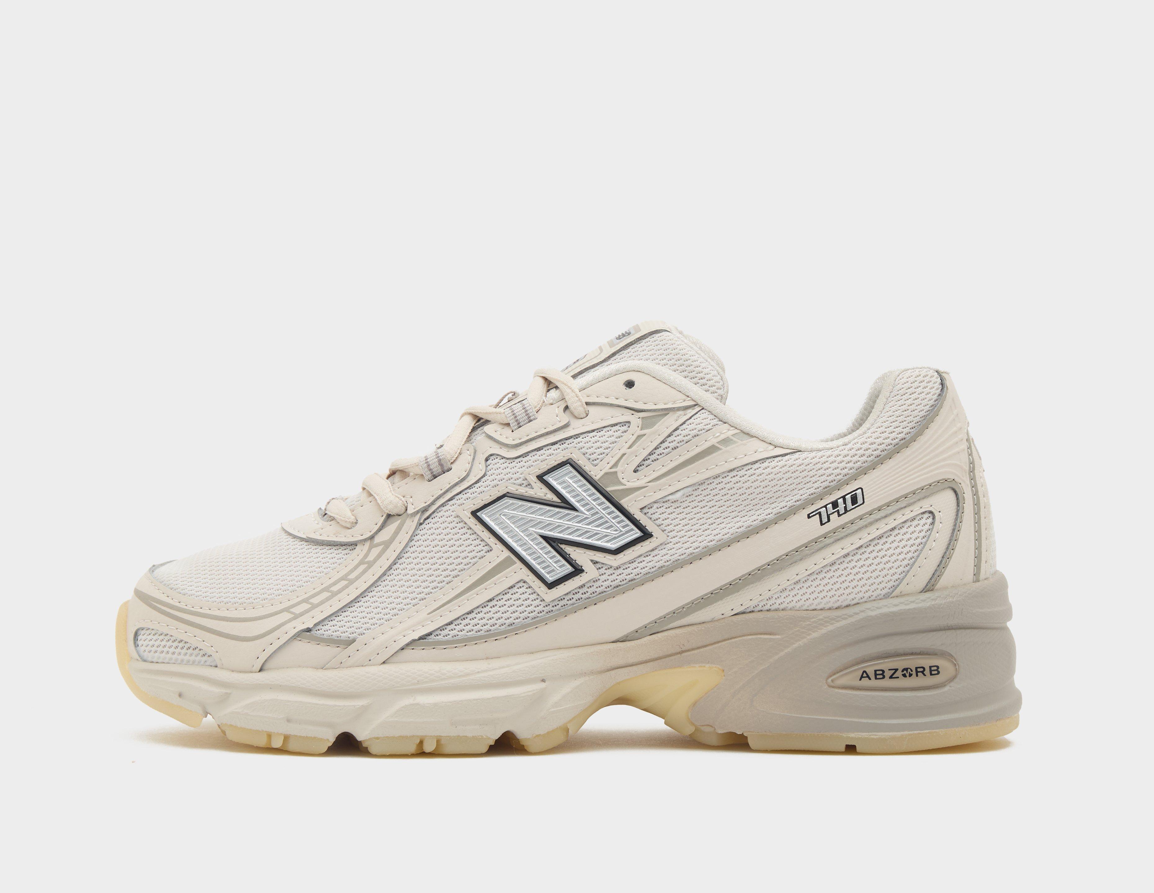 New Balance Womens White 740 Trainer - Size 6