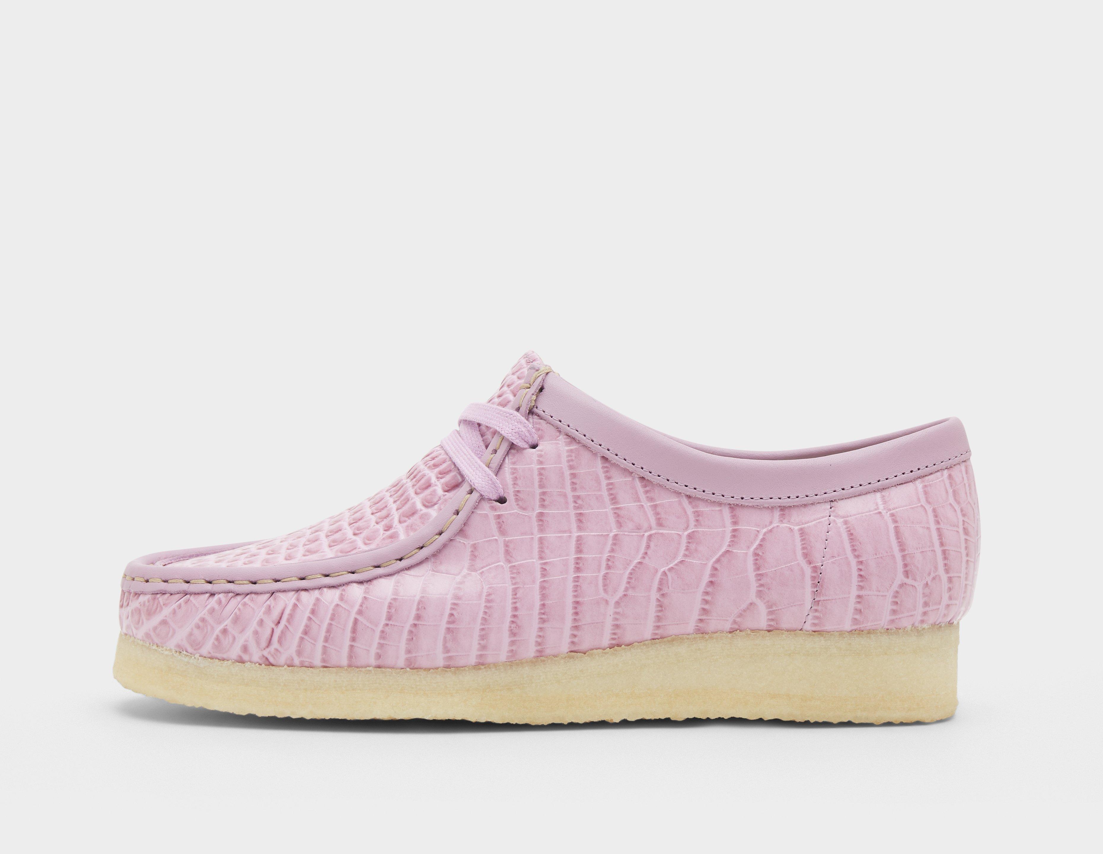 Clarks Originals  Wallabee Pink in  Women's Size 4.5