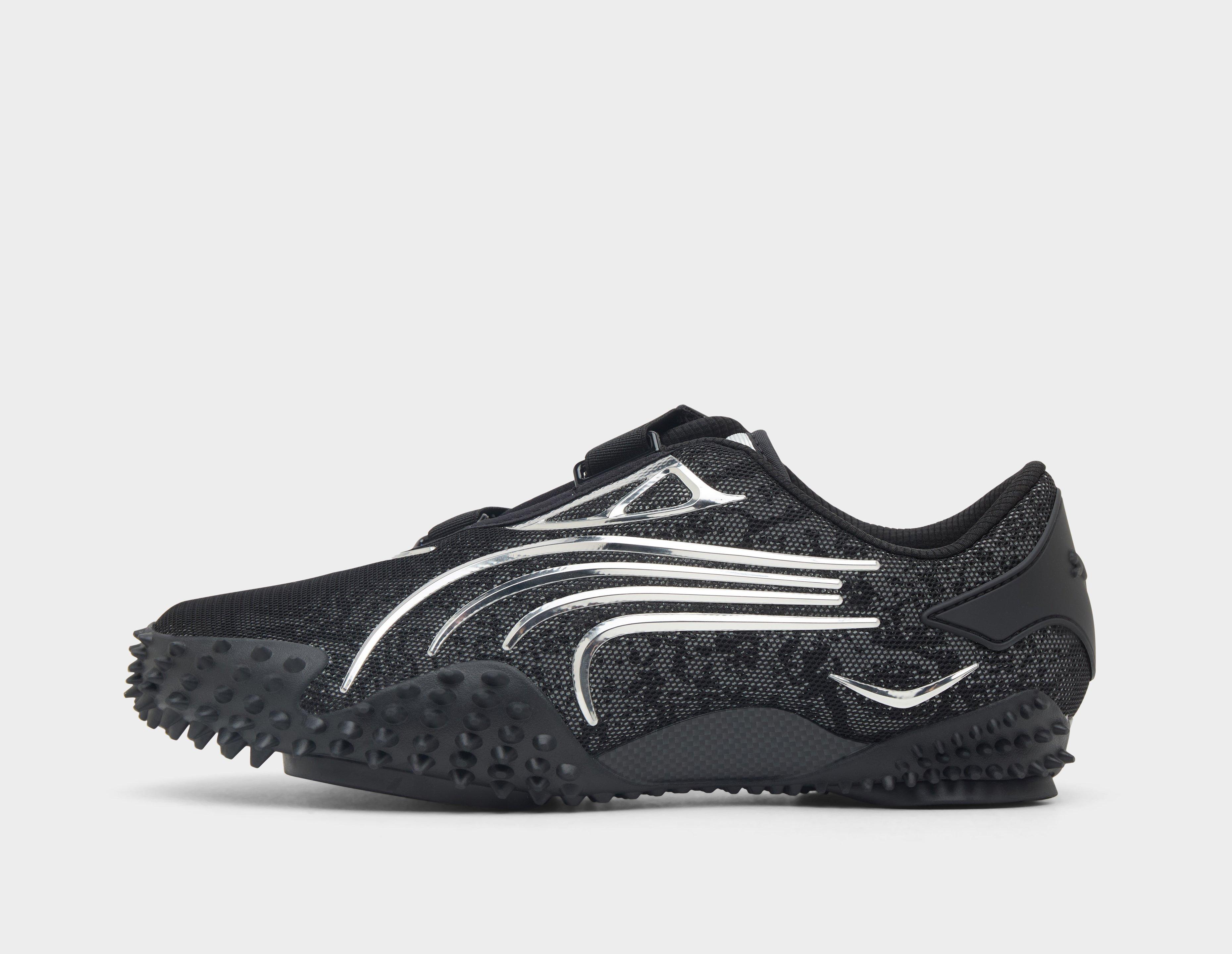 Puma Mostro Black in  Men's Size 8