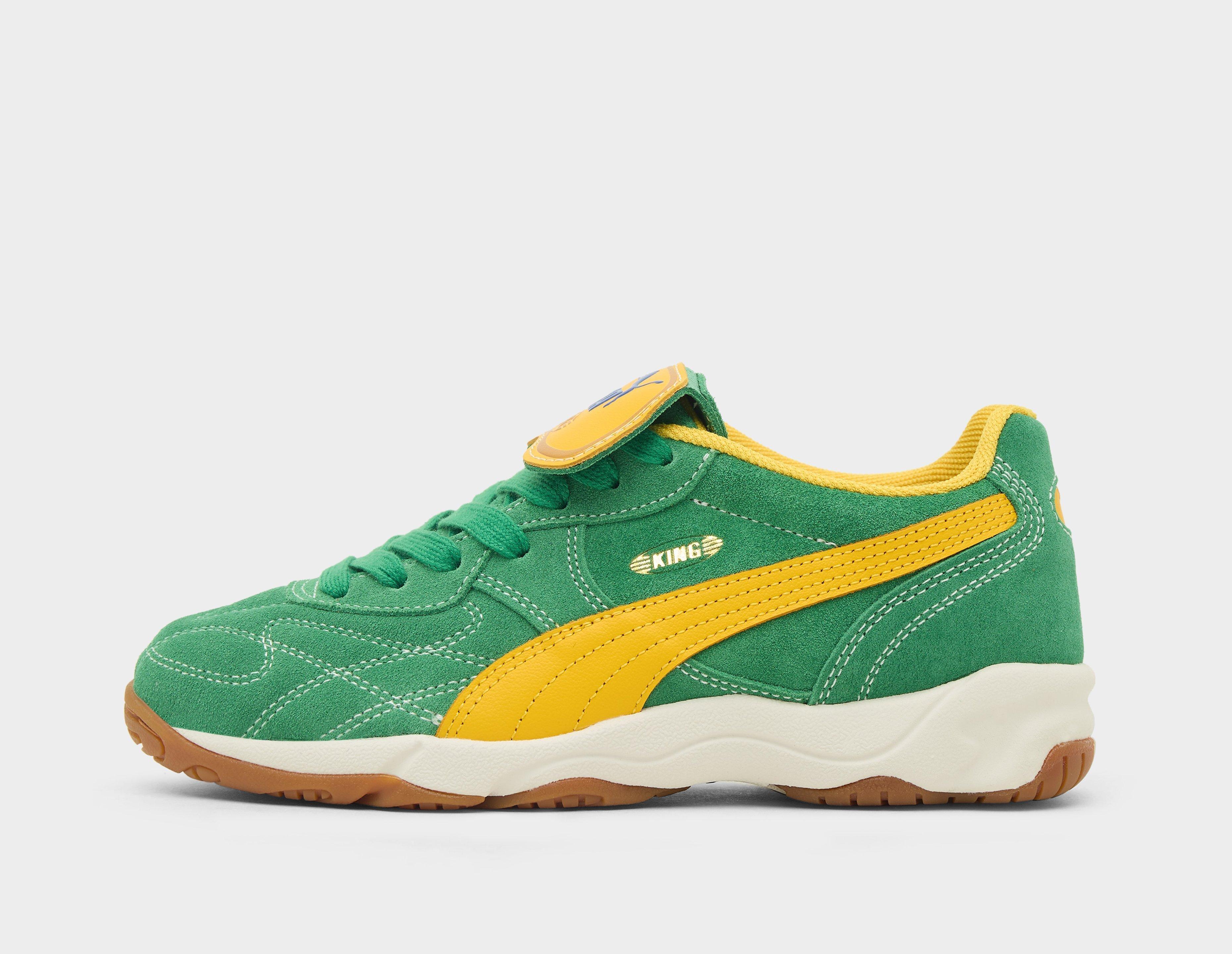 Puma  King Indoor Green in  Women's Size 4