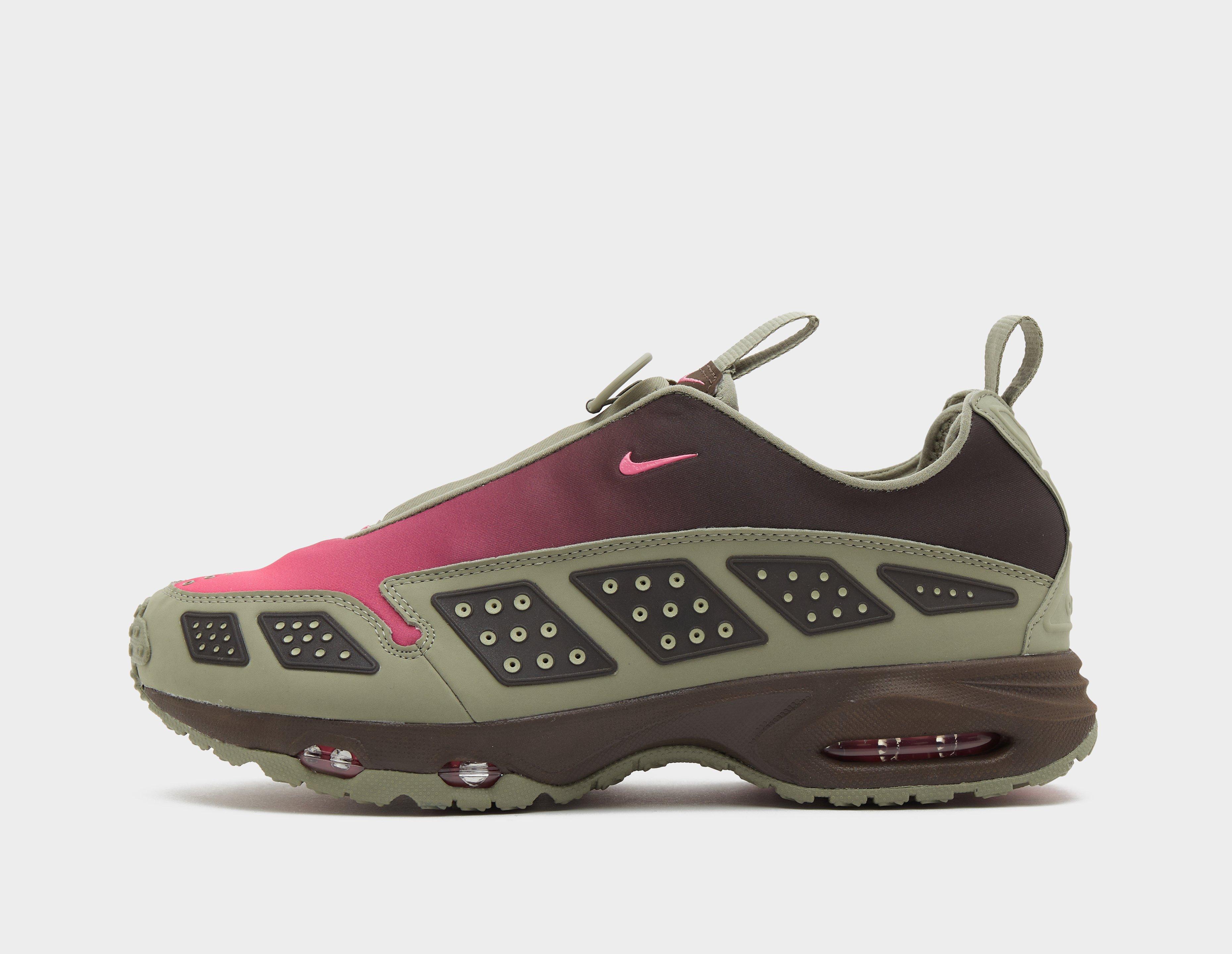 Nike Air Max Sndr Purple in  Men's Size 8