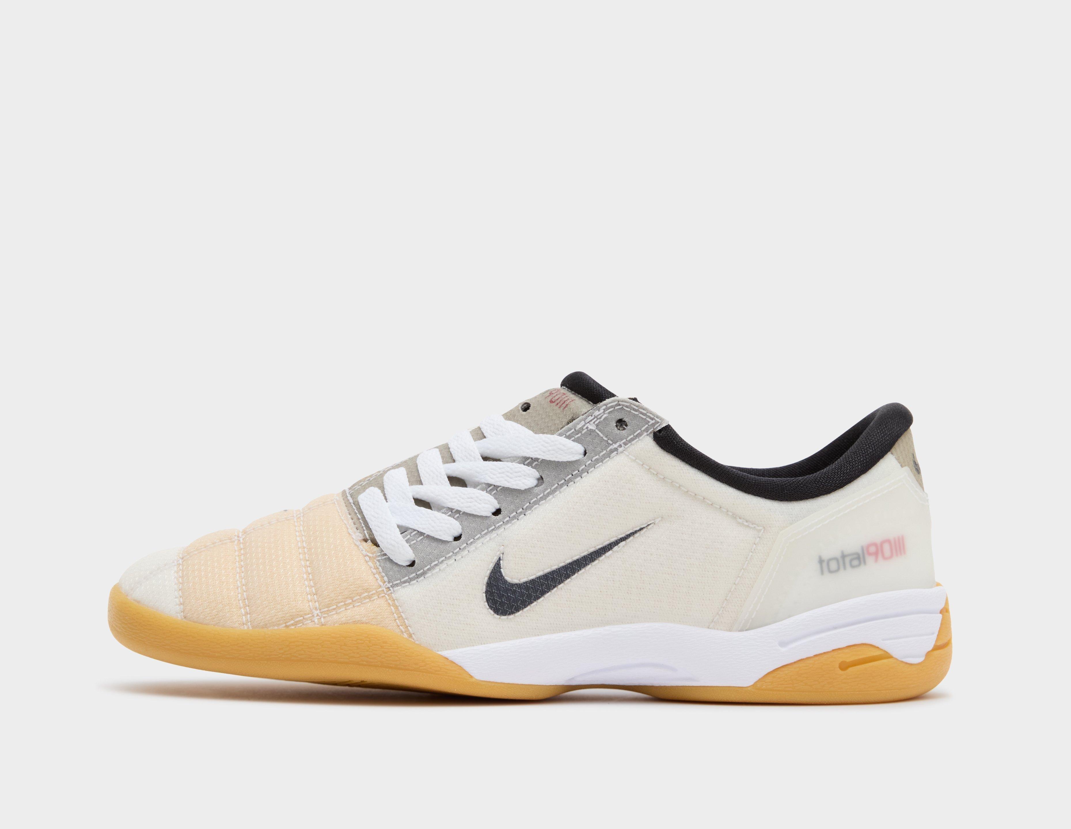 Nike  Total 90 White in  Women's Size 5.5