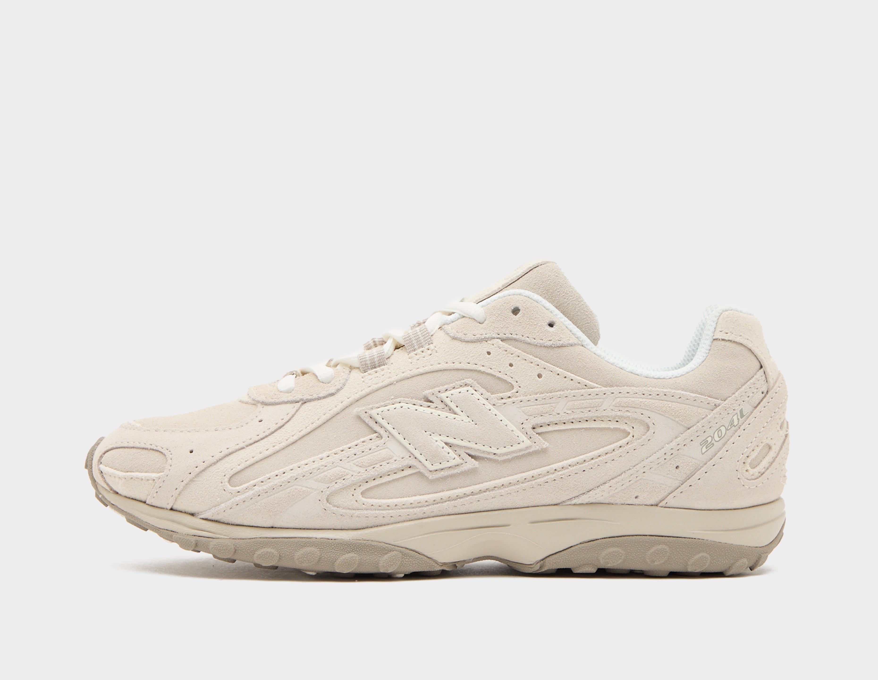 New Balance  204L White in  Women's Size 7.5
