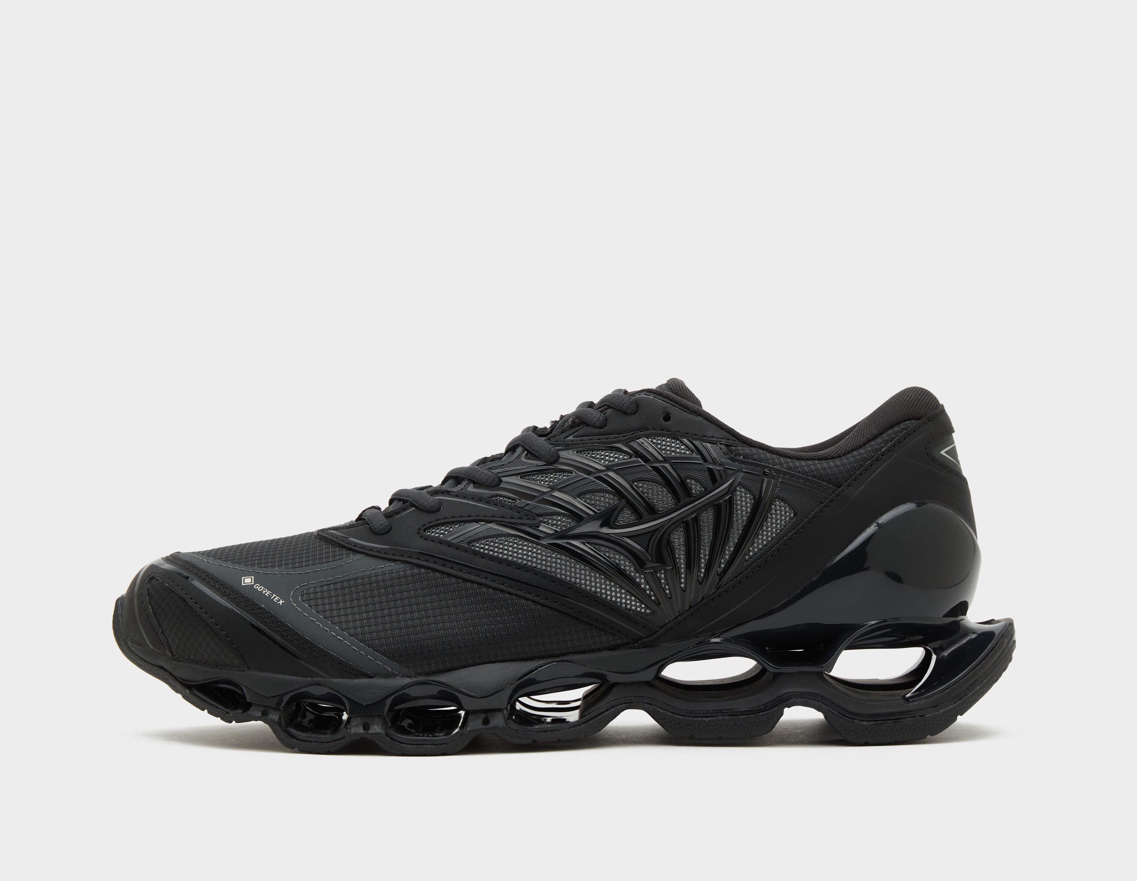 Mizuno Wave Prophecy Ls Gore-Tex Black in  Men's Size 10