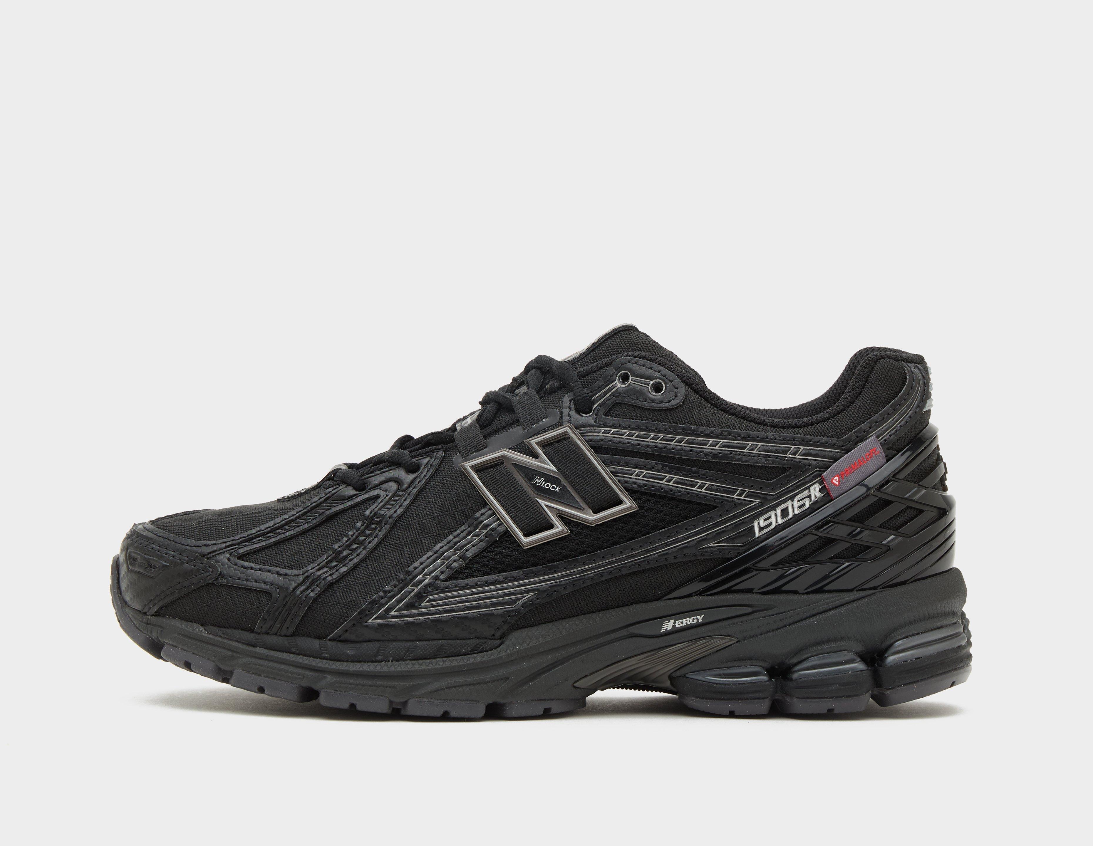 New Balance 1906R Black in  Men's Size 8.5