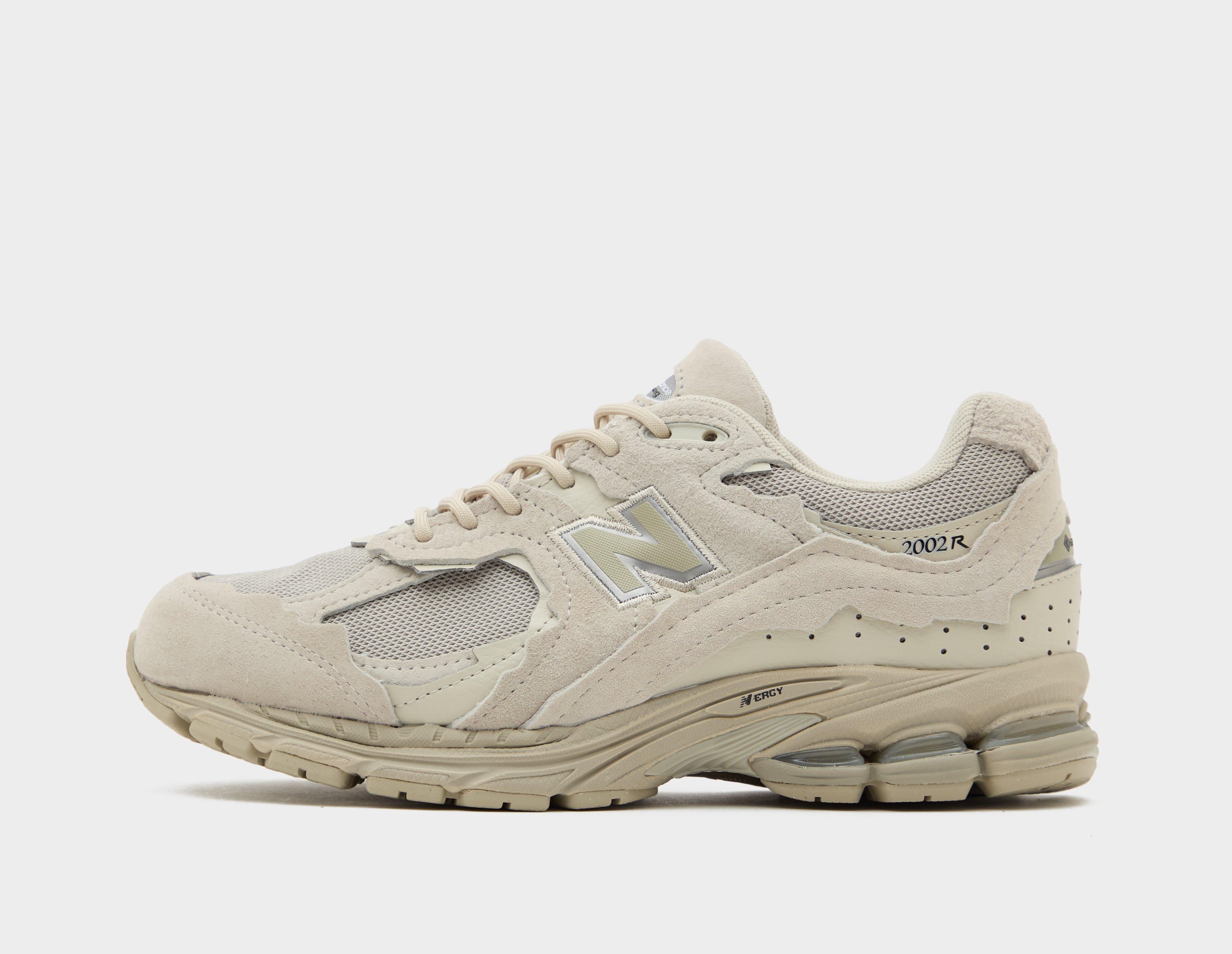 New Balance 2002Dx Protection Pack Gore-Tex Beige in  Men's Size 9.5