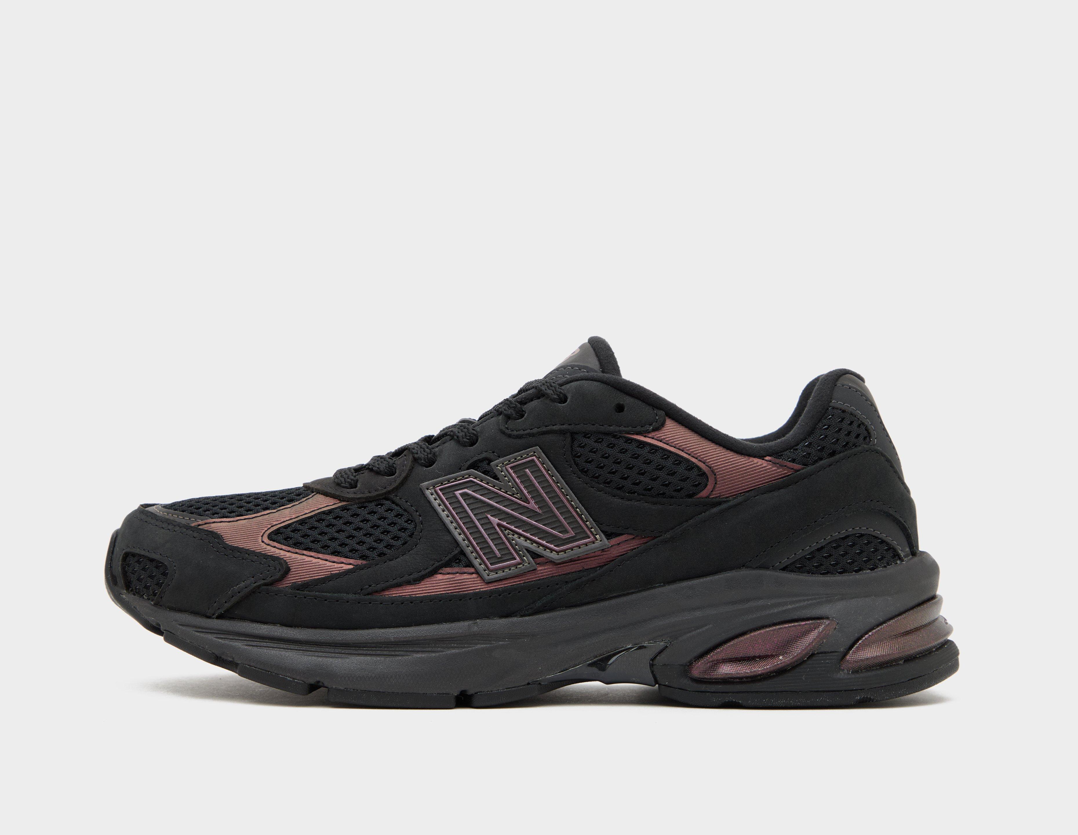 New Balance 2010 Black in  Men's Size 9
