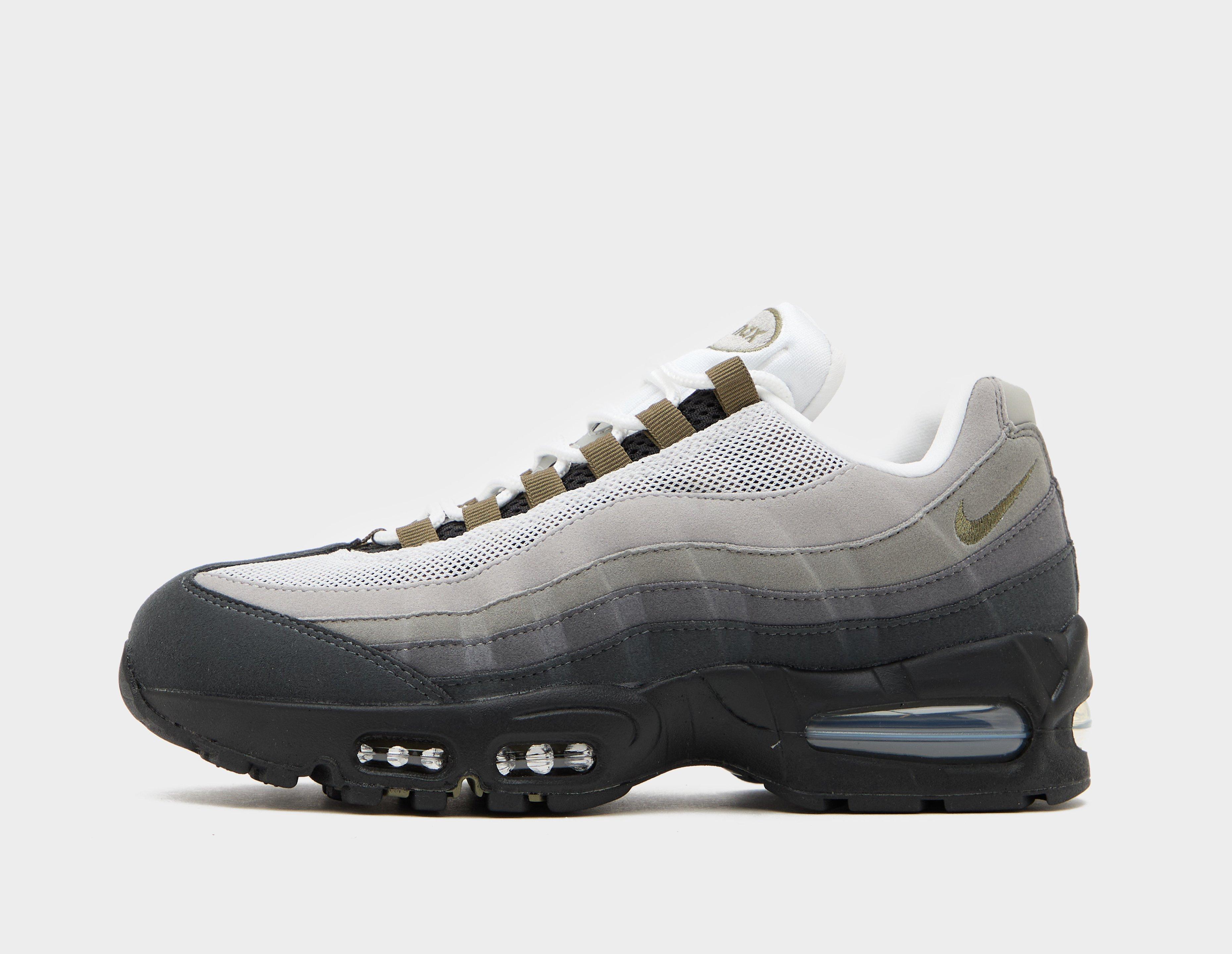 Nike Men's Grey Air Max 95 Size 8.5