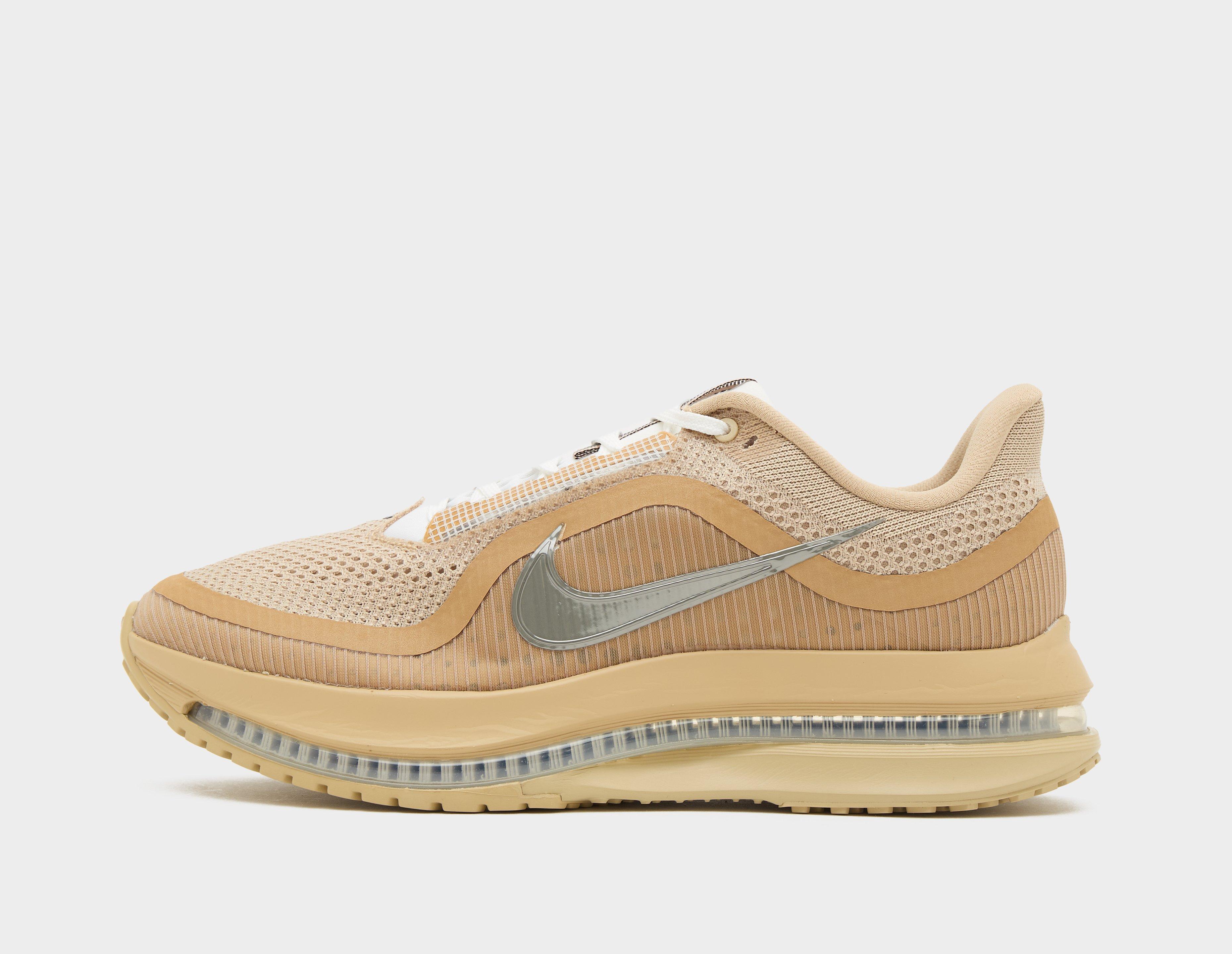 Nike Pegasus Premium Beige in  Men's Size 7