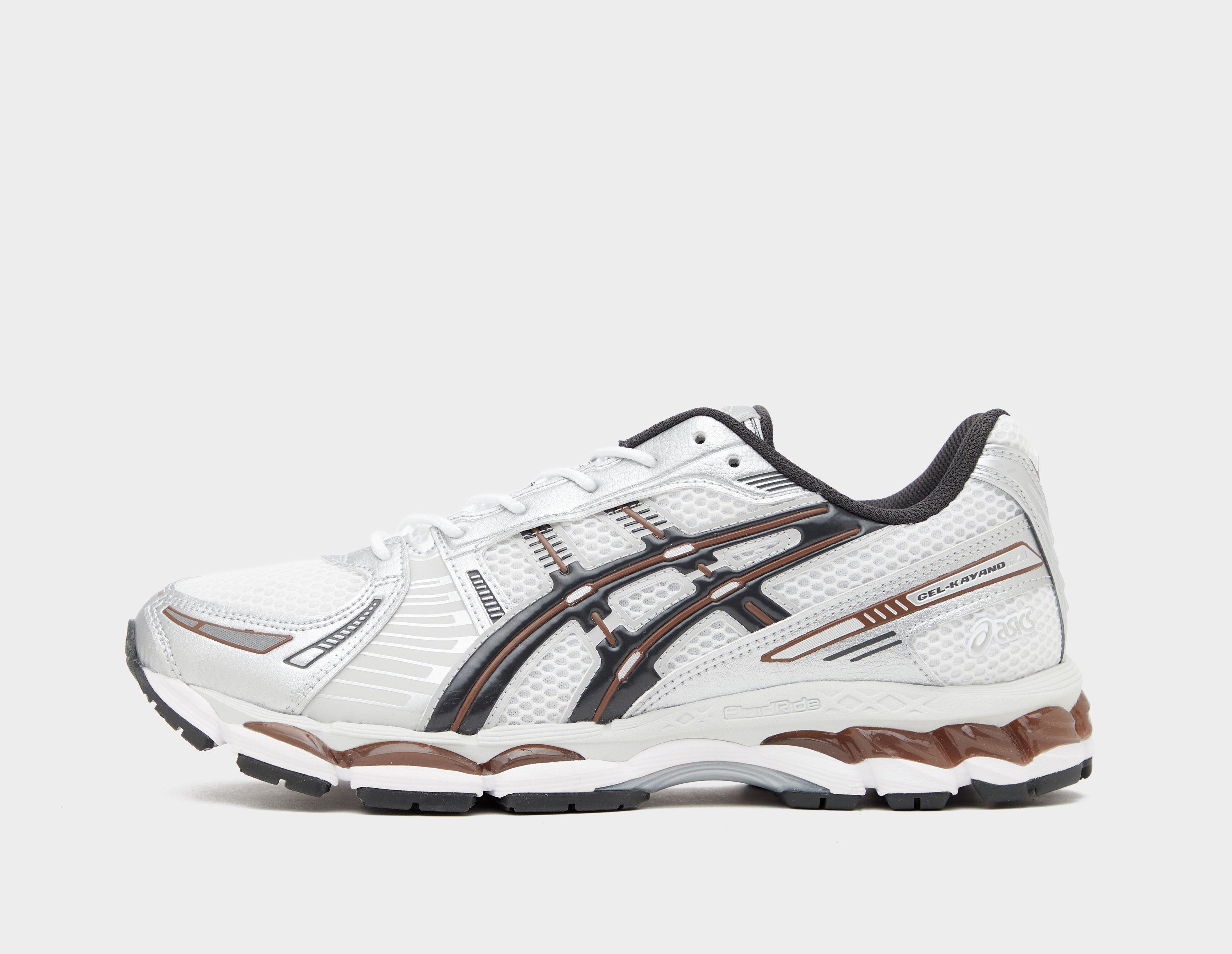 Asics Gel-Kayano 12.1 Silver in  Men's Size 9.5