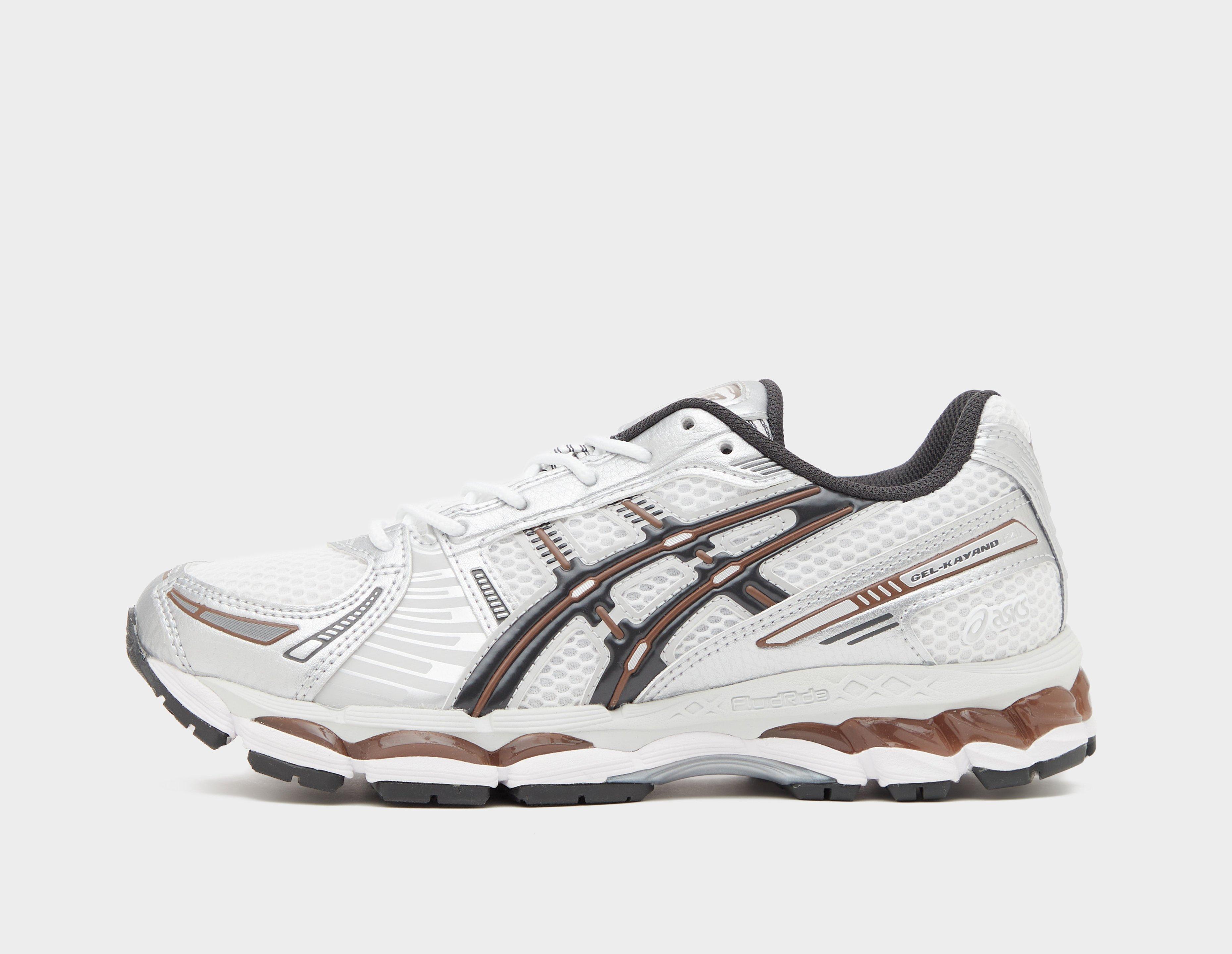 Asics  Gel-Kayano 12.1 Silver in  Women's Size 5.5