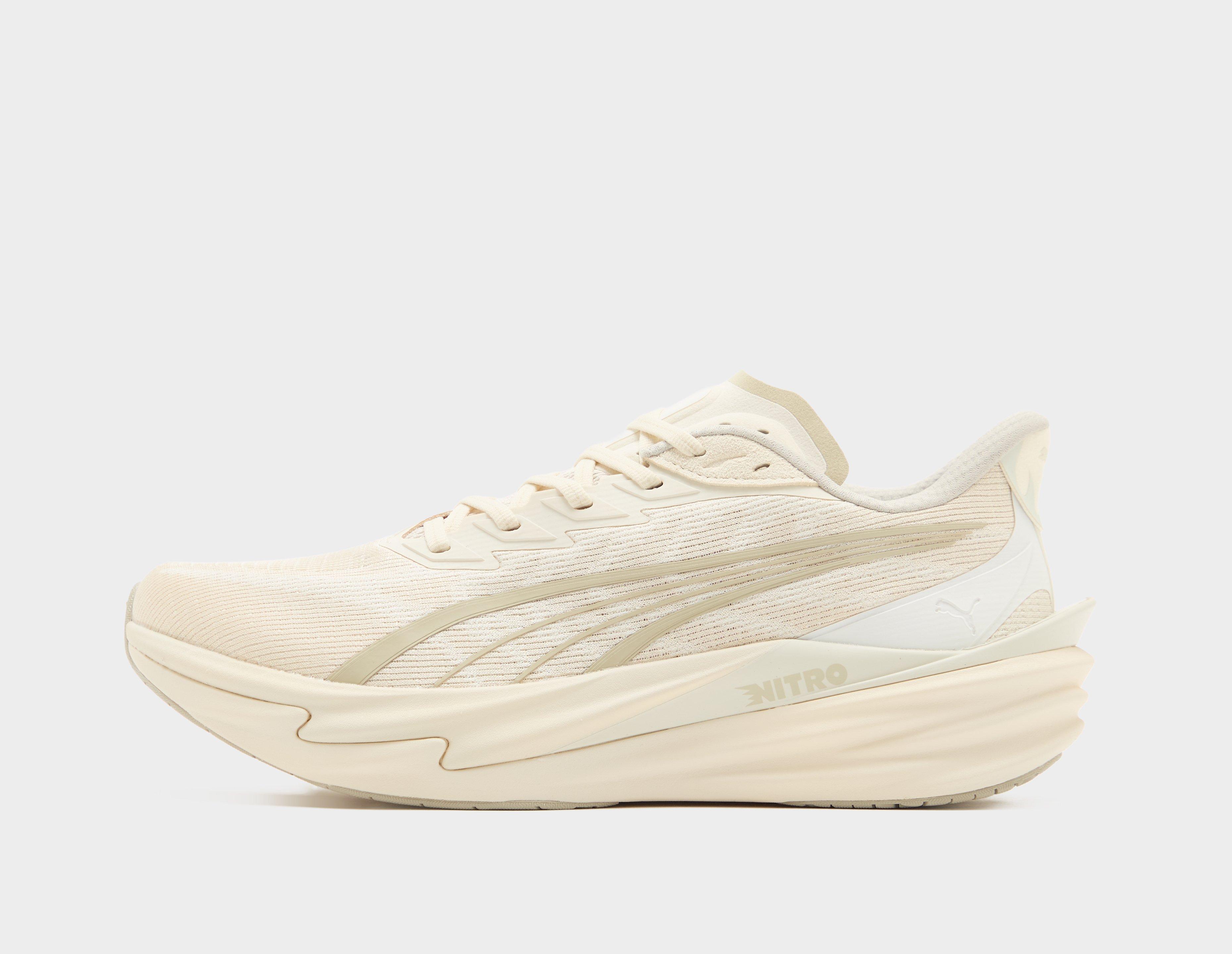Puma Deviate Nitro 4 White in  Men's Size 7.5