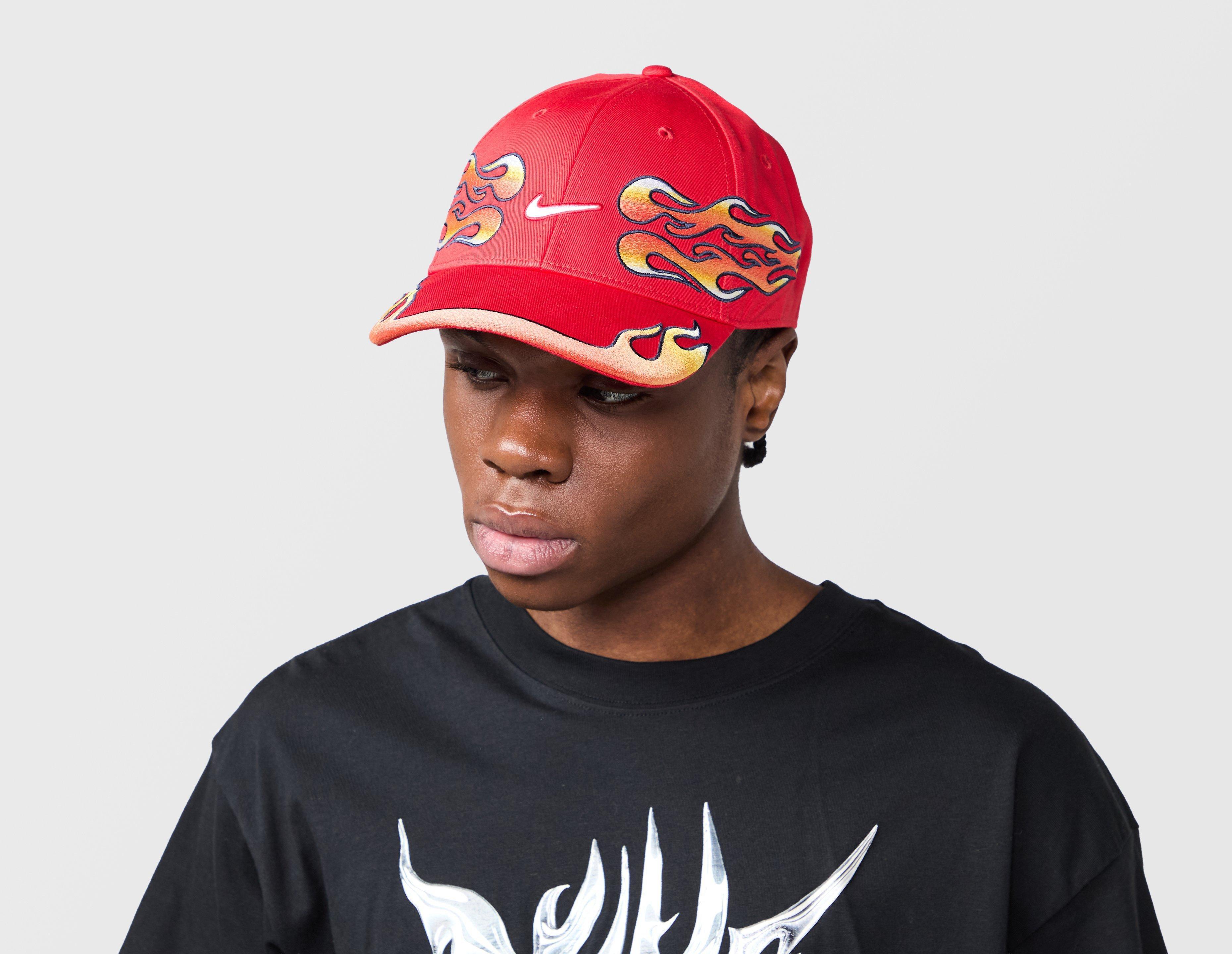 Nike Club Structured Og Flame Cap Red in   Size Small-Medium