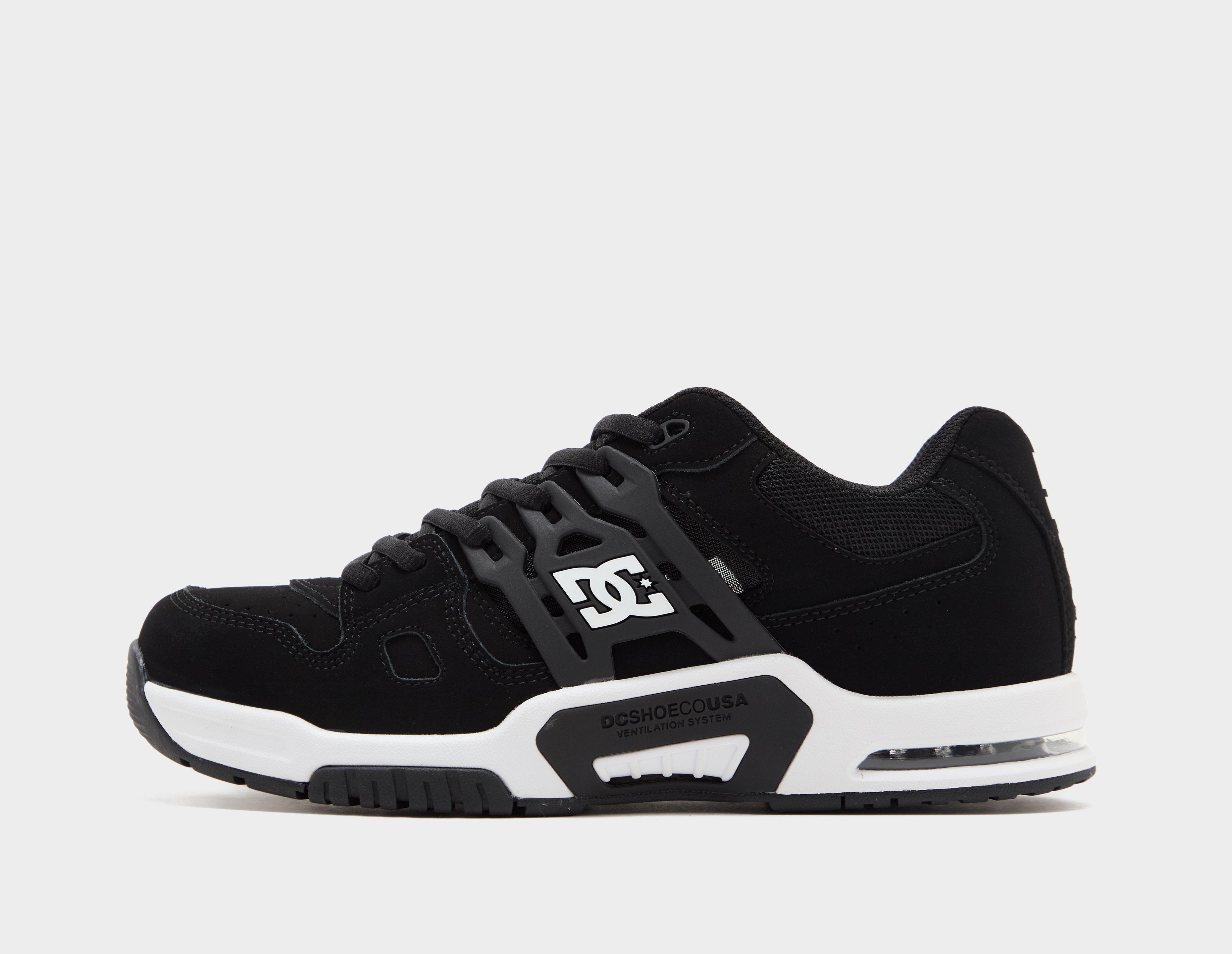 Dc Shoes At-2 Black in  Men's Size 7.5