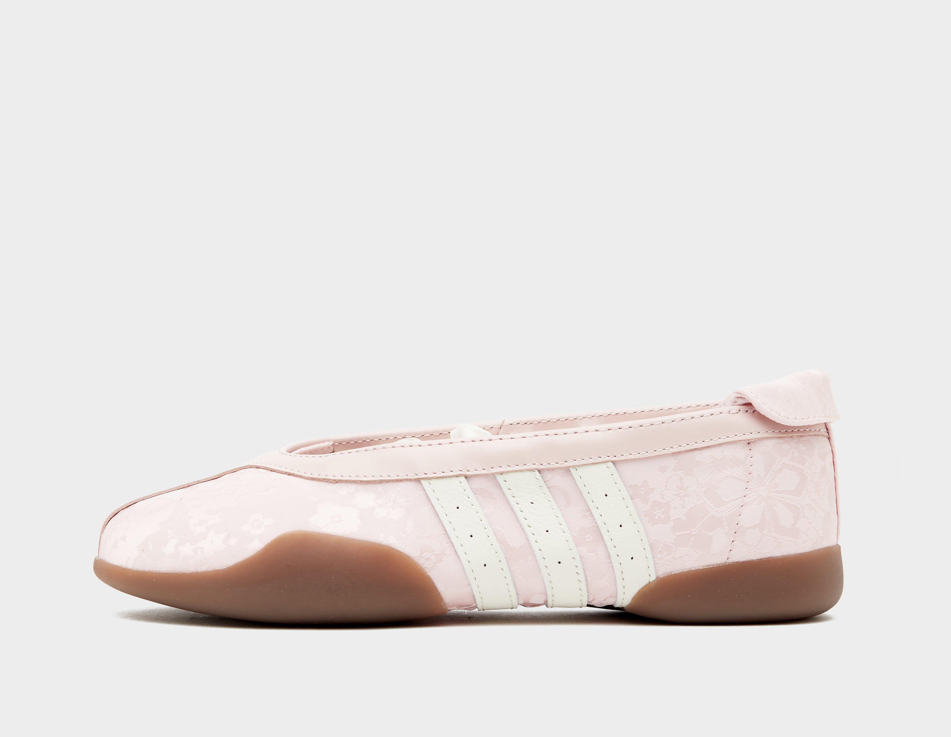 Adidas Originals  X Liberty London Taekwondo Mei Pink in  Women's Size 6.5