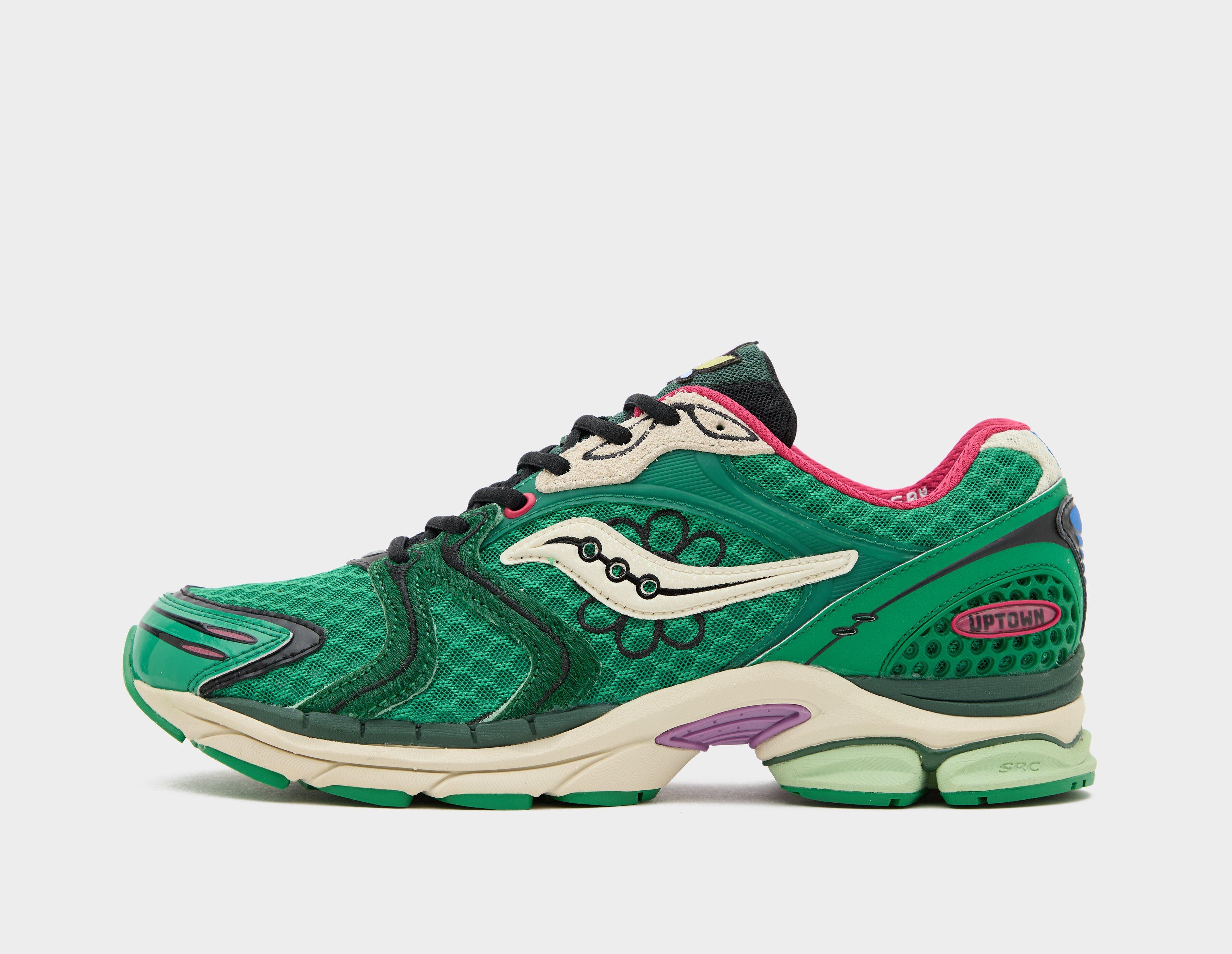 Saucony X Jae Tips Progrid Triumph 4 Green in  Men's Size 10.5