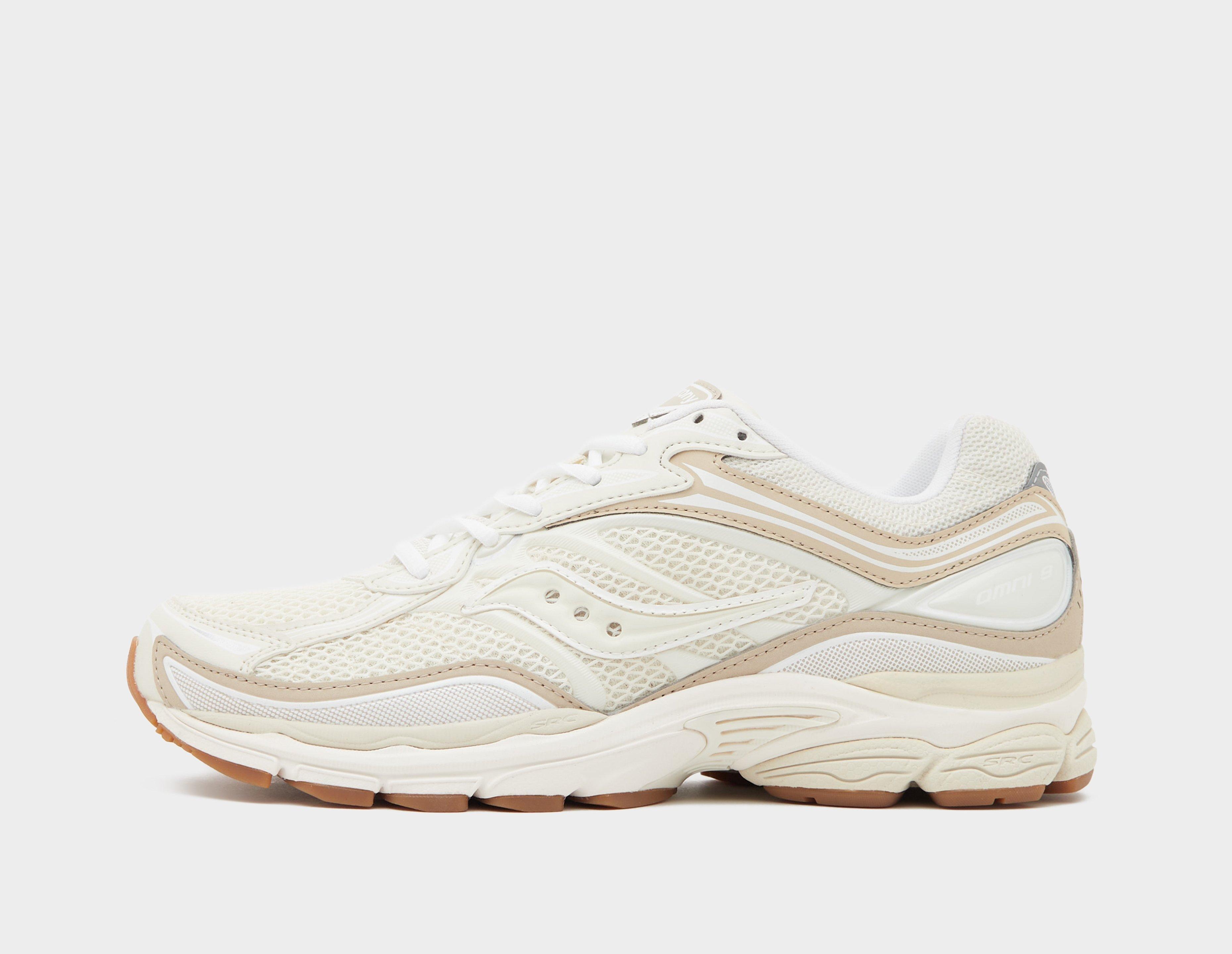Saucony Progrid Omni 9 White in  Men's Size 10.5