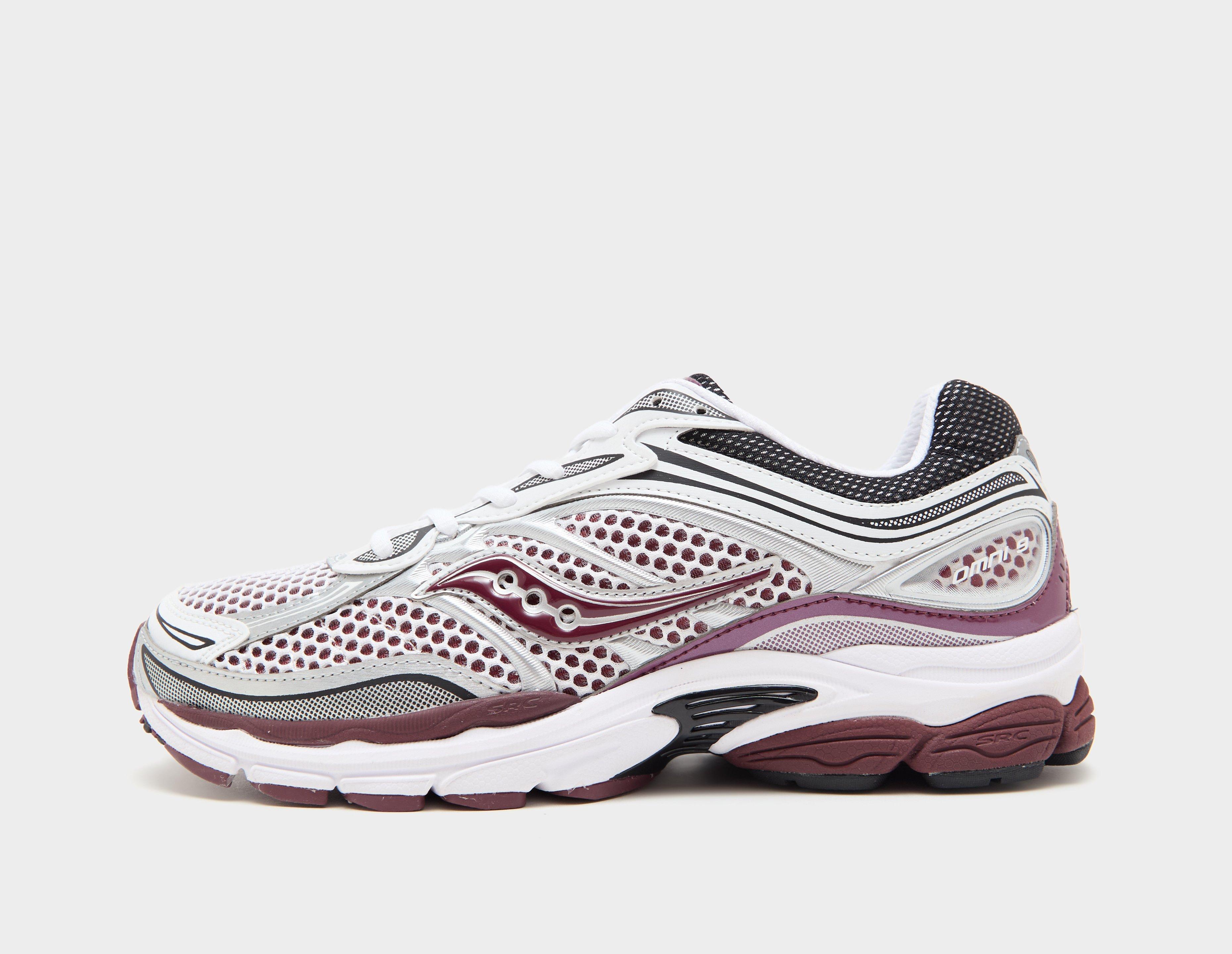 Saucony Progrid Omni 9 White in  Men's Size 9.5