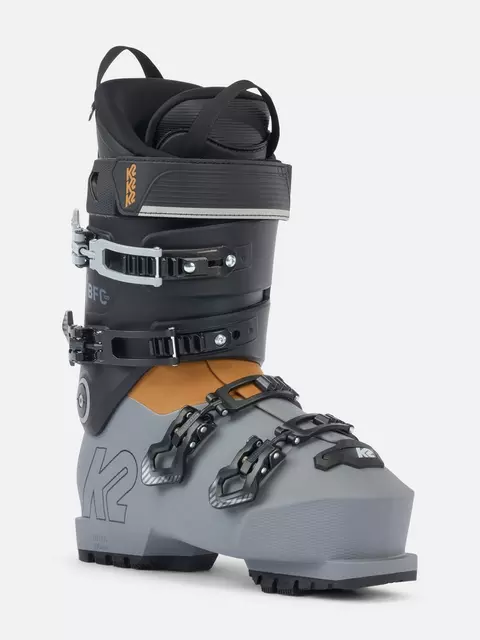 B.F.C. 100 Ski Boots