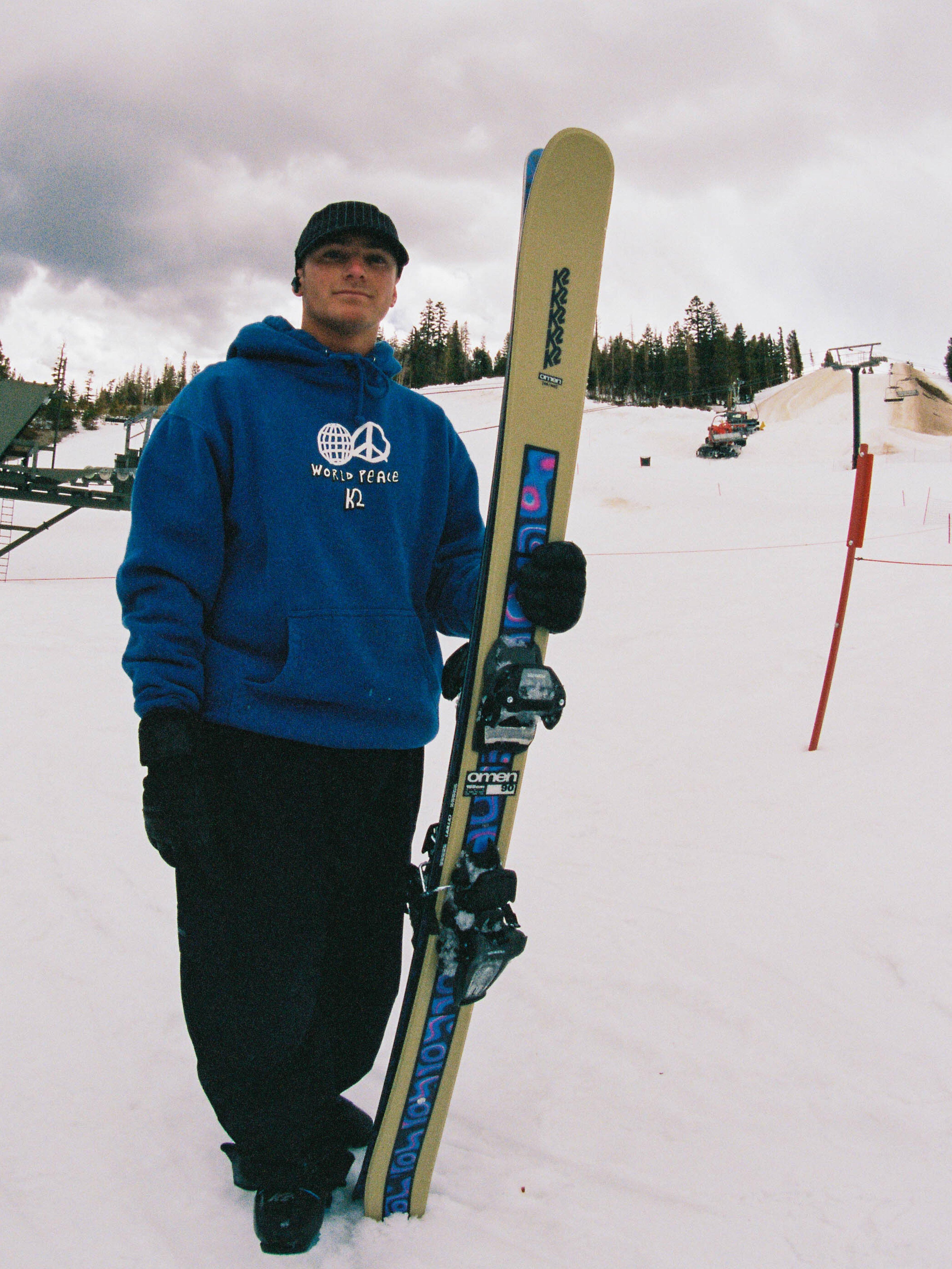 K2 Snowboarding Omen
