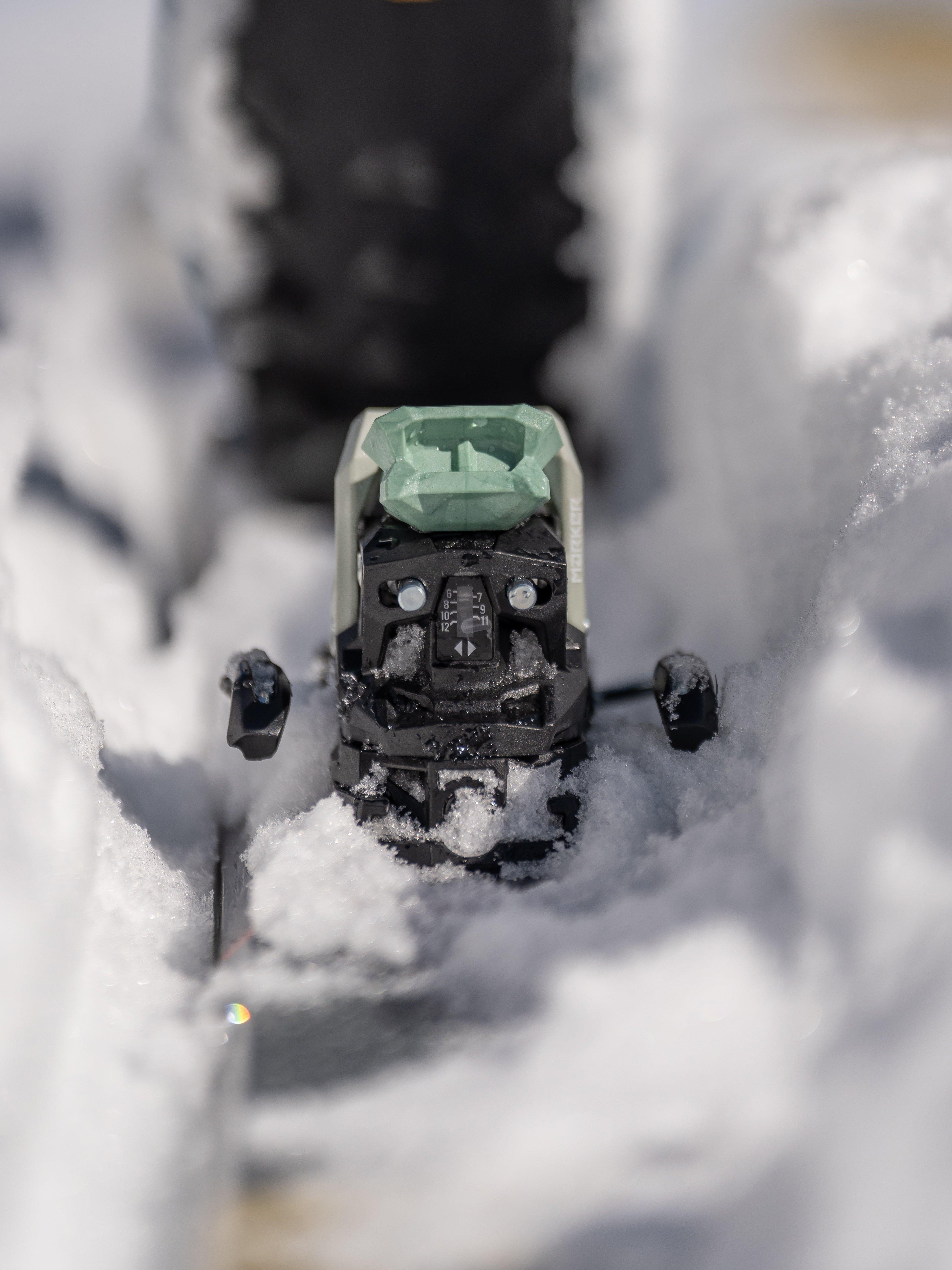 Marker Cruise 12 Bindings 2025 | K2 Skis and K2 Snowboarding