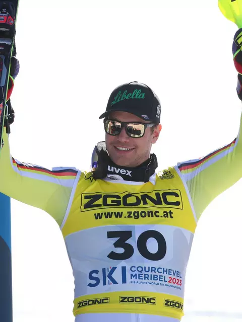 Völkl Racetiger SL R WC FIS w/ Plate 2024 Skis
