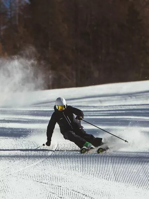 Völkl Racetiger SL 2024 Skis