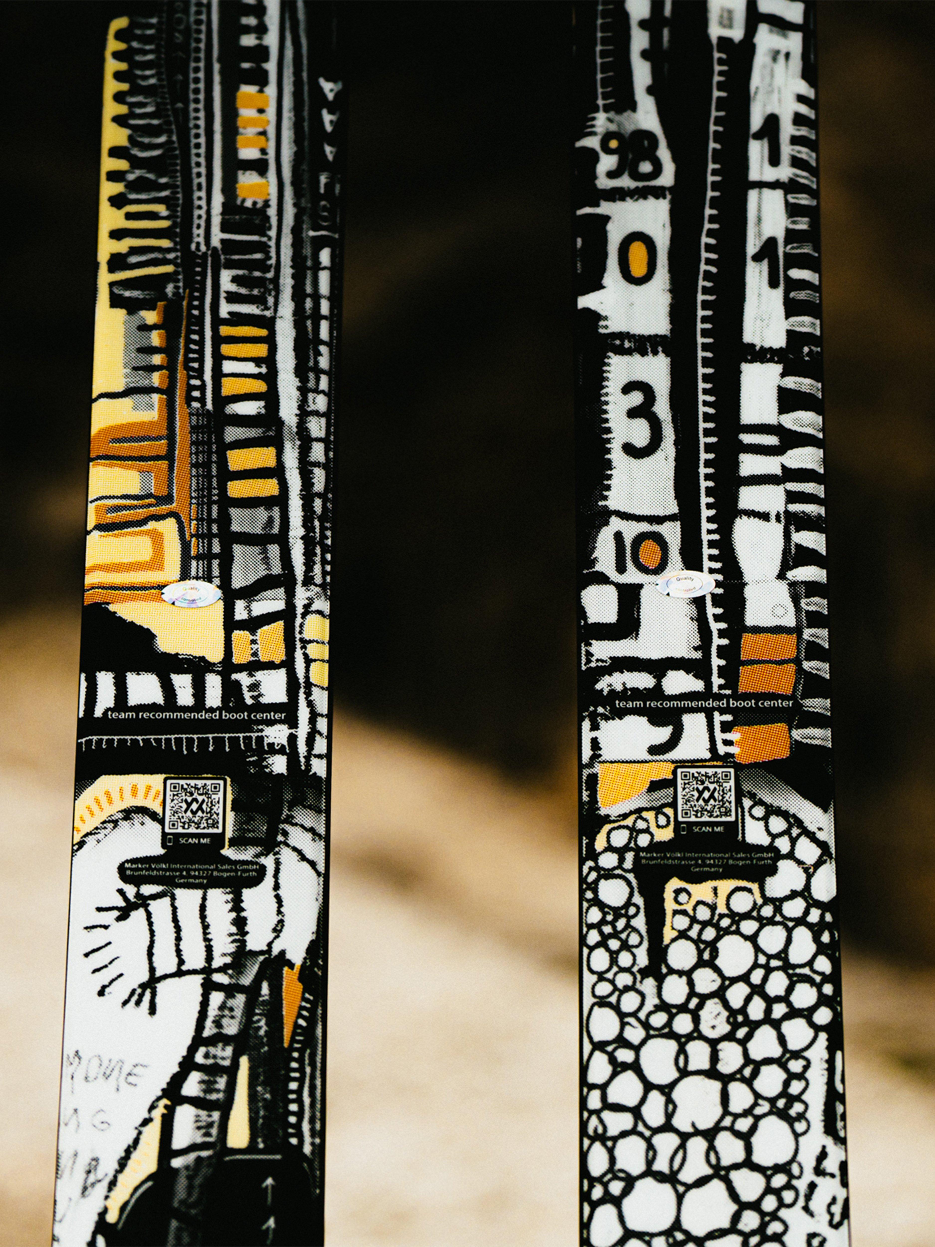 Völkl Revolt Skis - Thumbnail 2