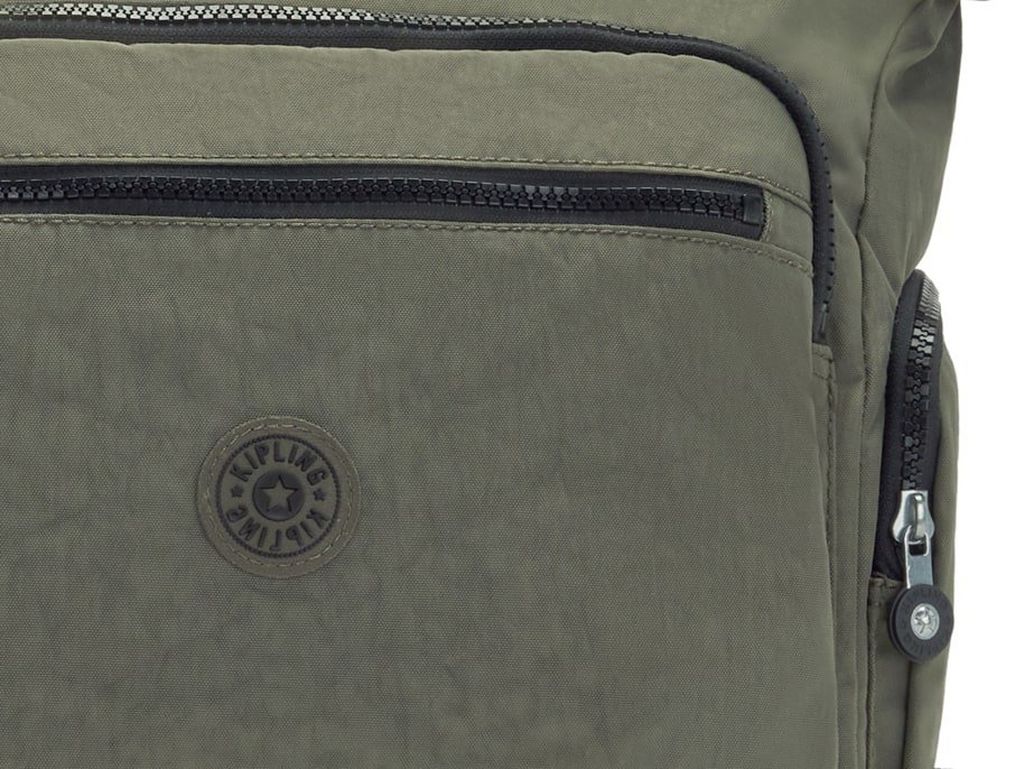 Green Moss | Kipling