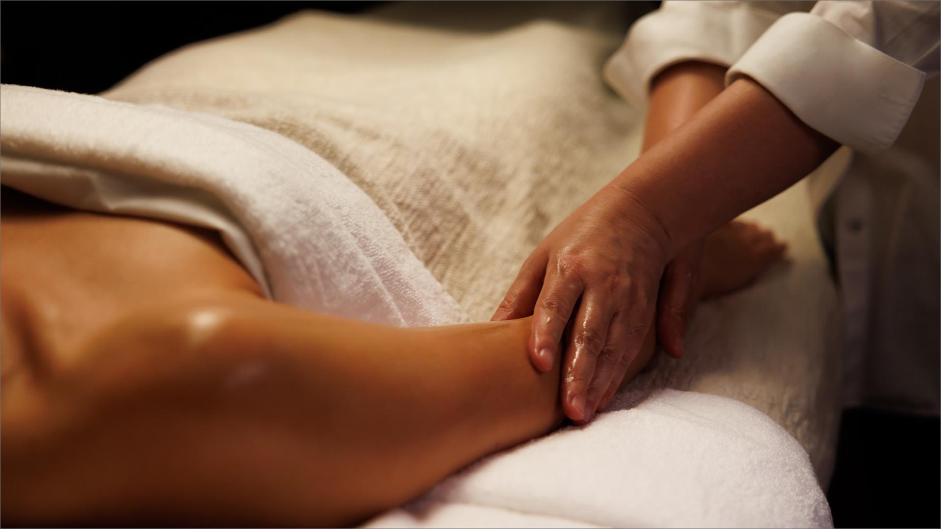 Omorovicza Treatment Room