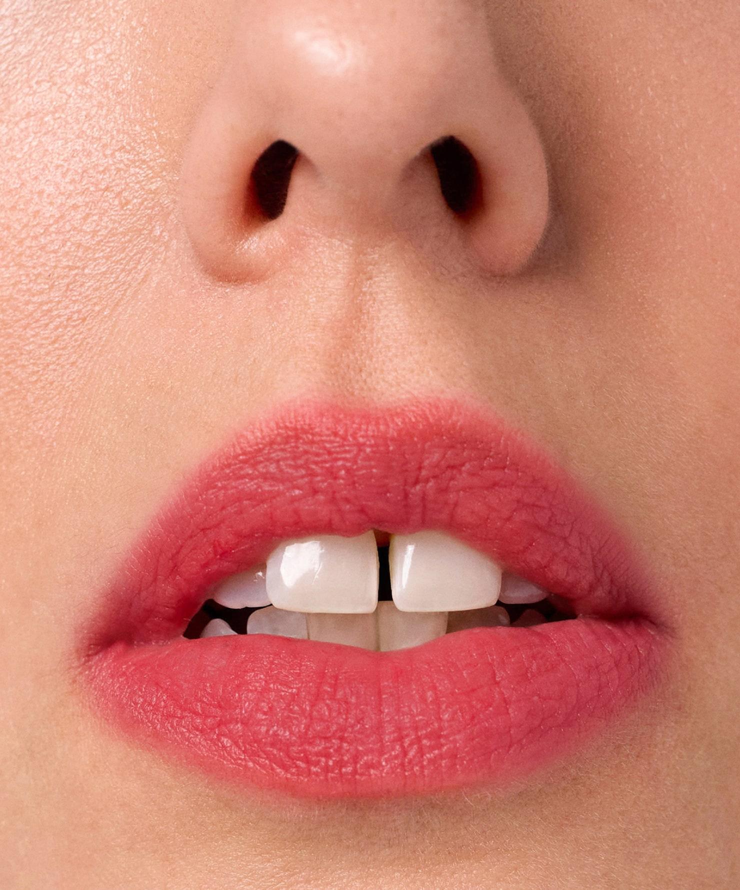 In the Studio with VIOLETTE_FR