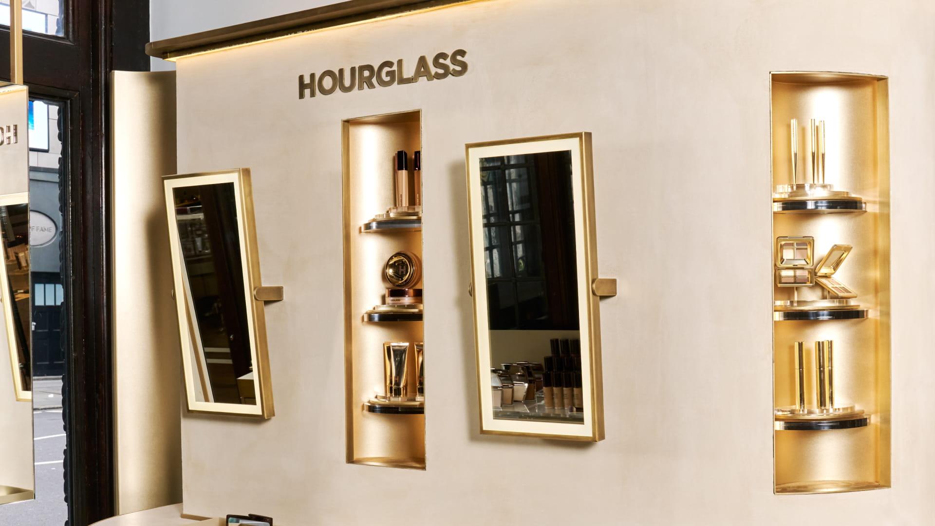Hourglass at Liberty 