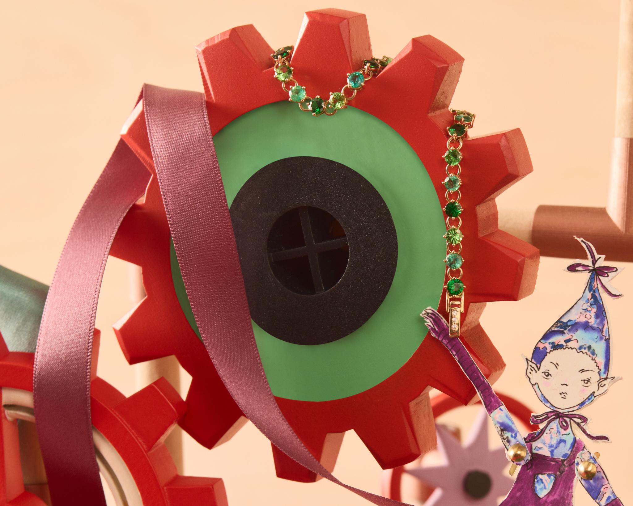 One of the best christmas gifts for her this year from Liberty: the Dinny Hall
14ct Gold Shuga 3mm Green Precious Gemstone Tennis Bracelet