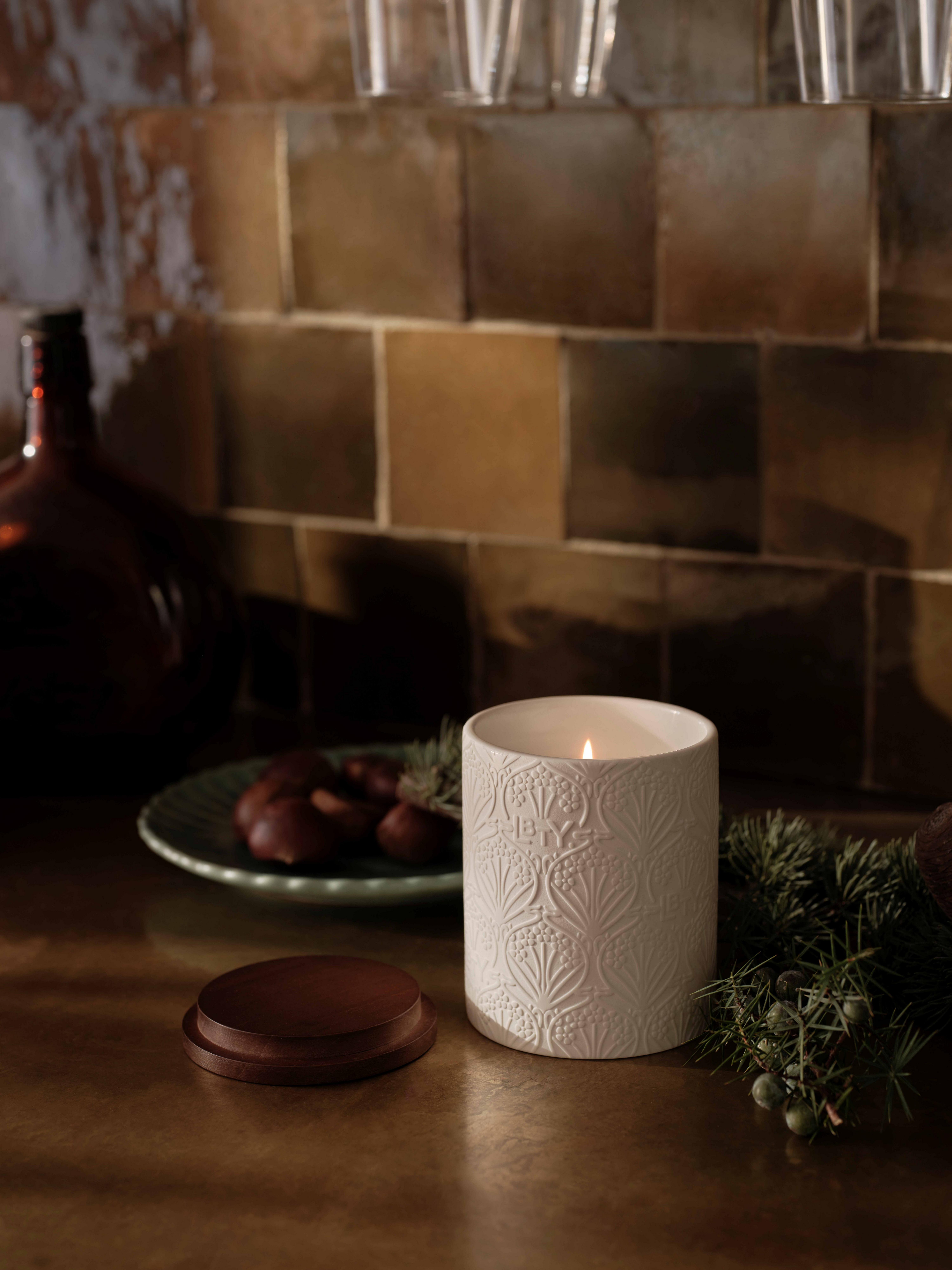 The new "Forever Iphis" LBTY. Candle collection