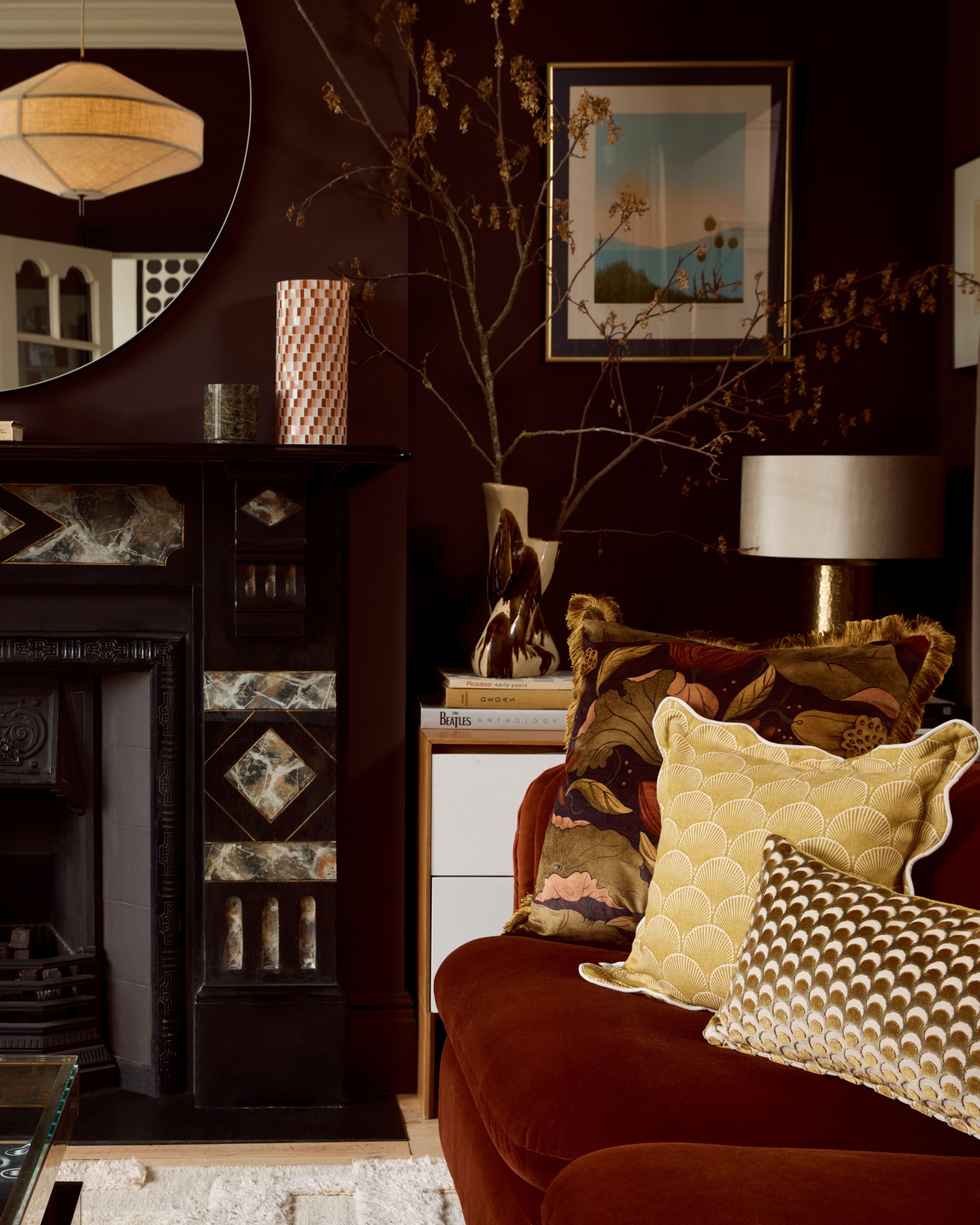 how to style the perfect shelf