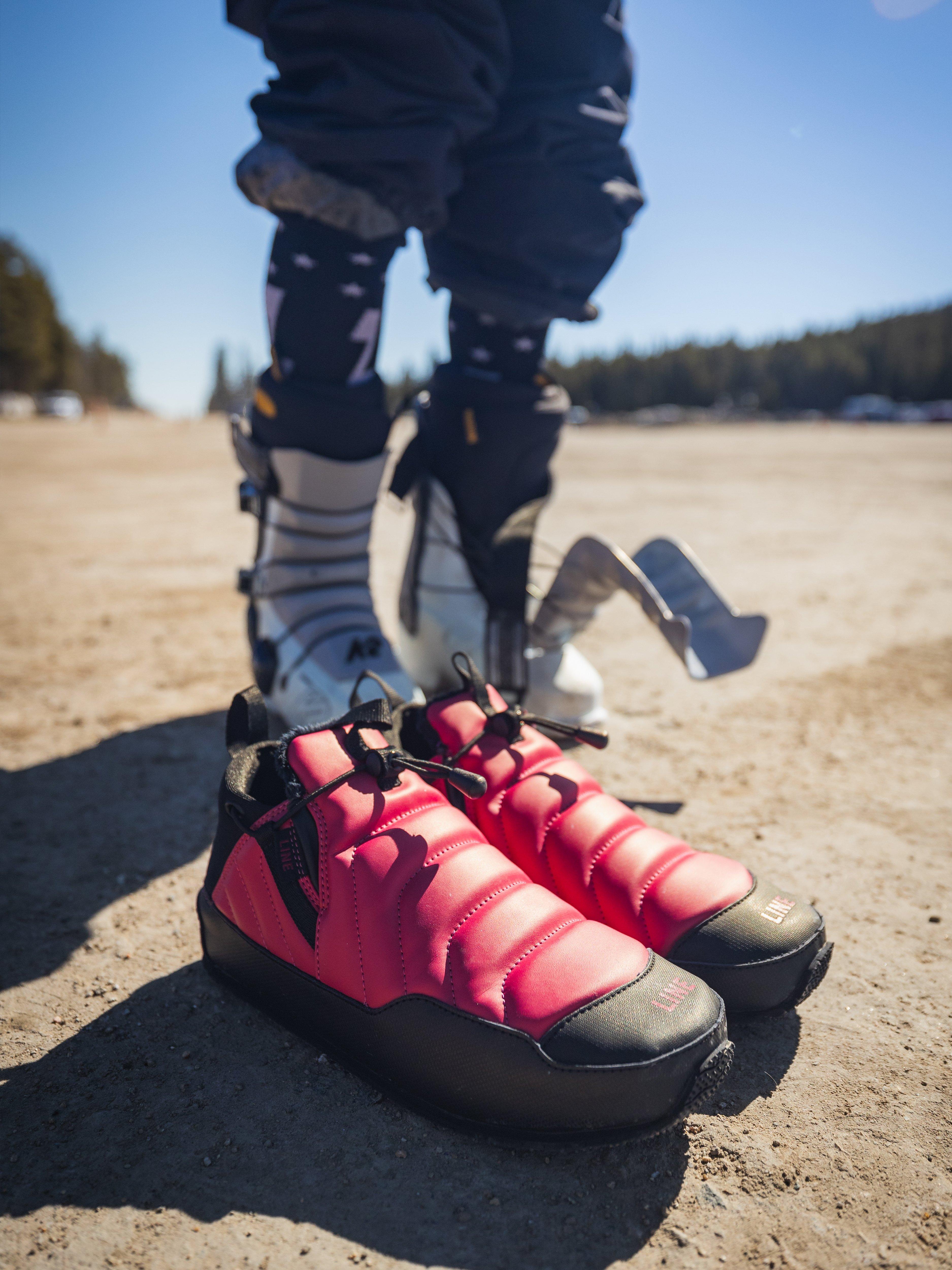 LINE Après Bootie 1.0 2025 | LINE Skis, Ski Poles, & Clothing