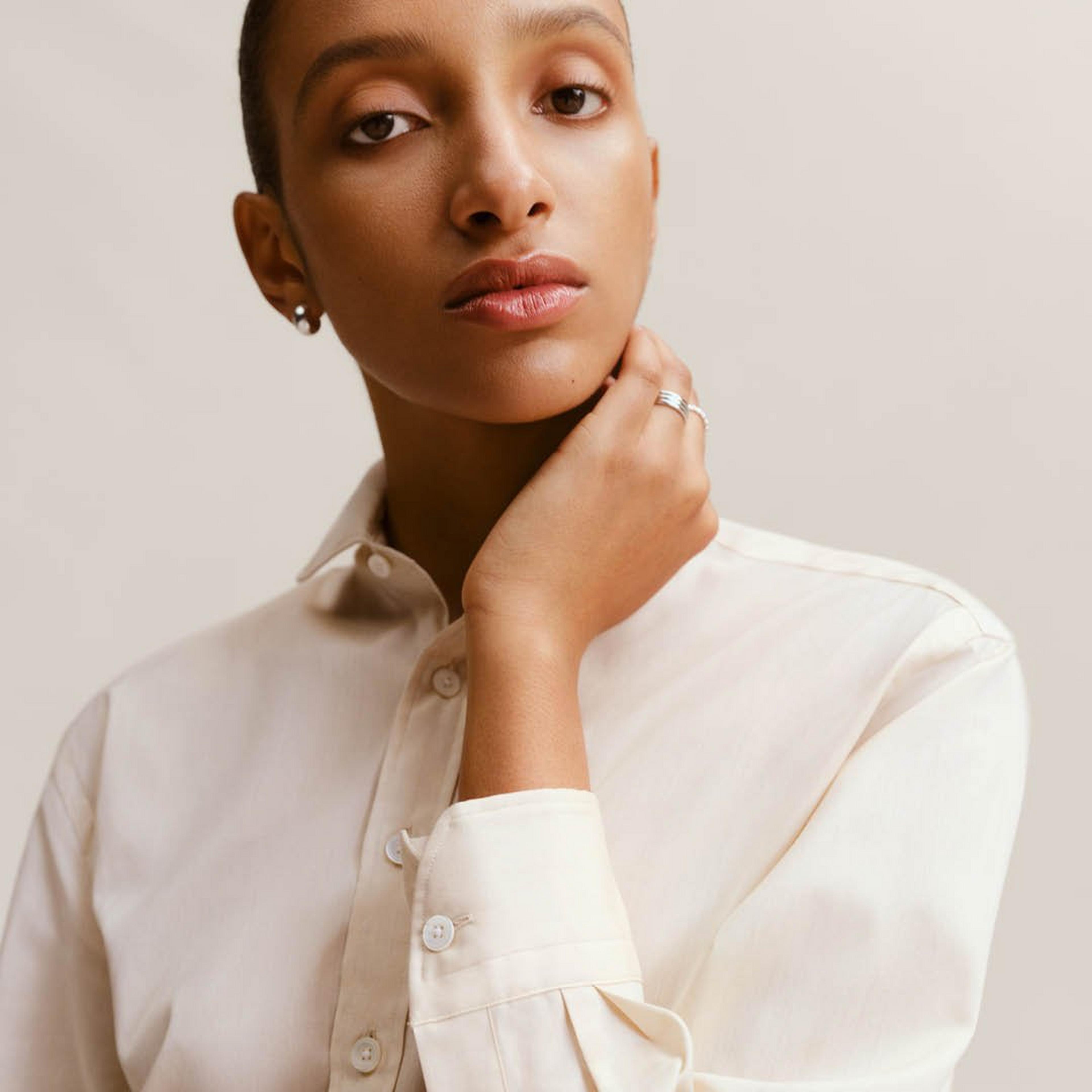 **Elle Brooke'S White Dress Sparks Wimbledon Buzz** - 4dtwepk
