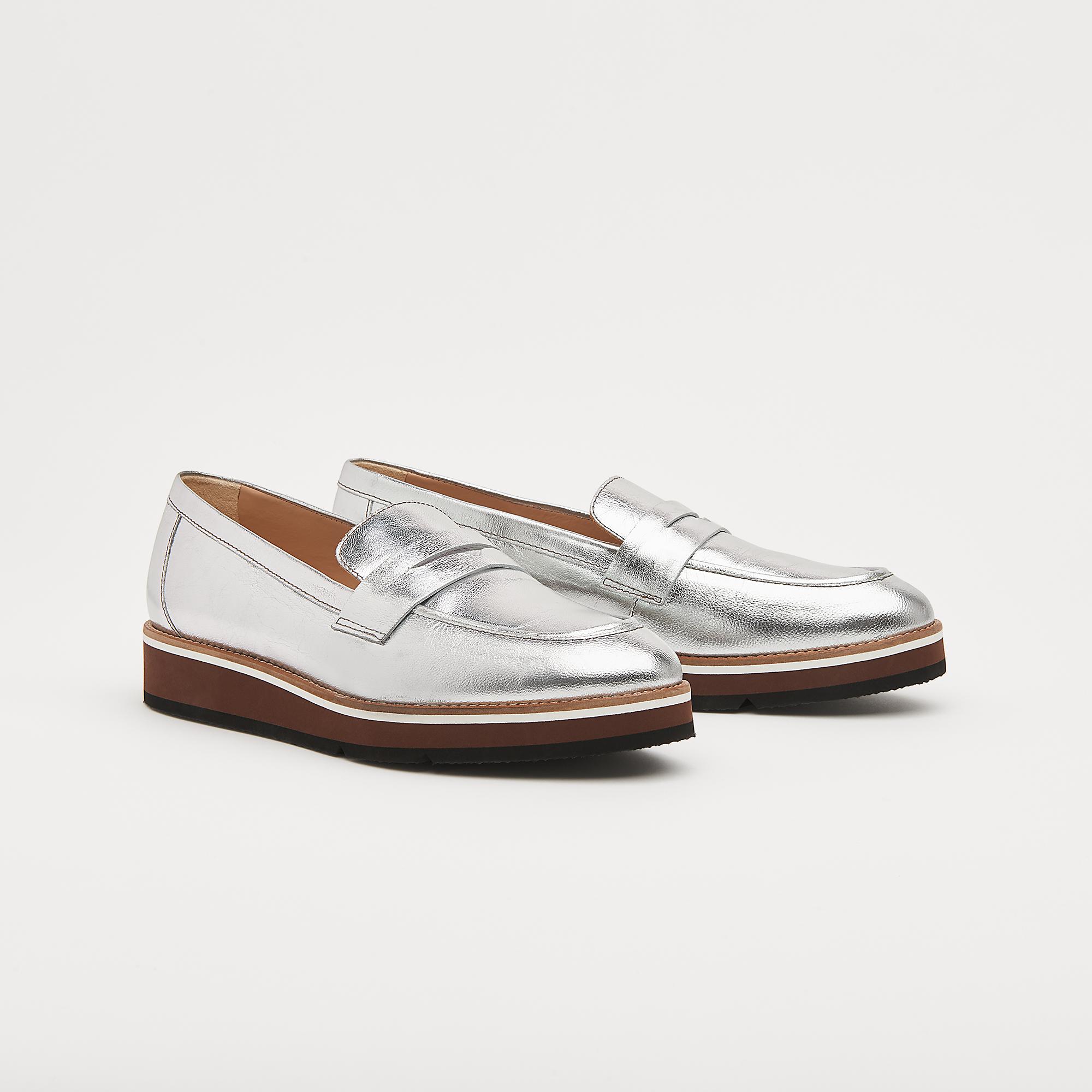 bally webb grained leather penny loafers