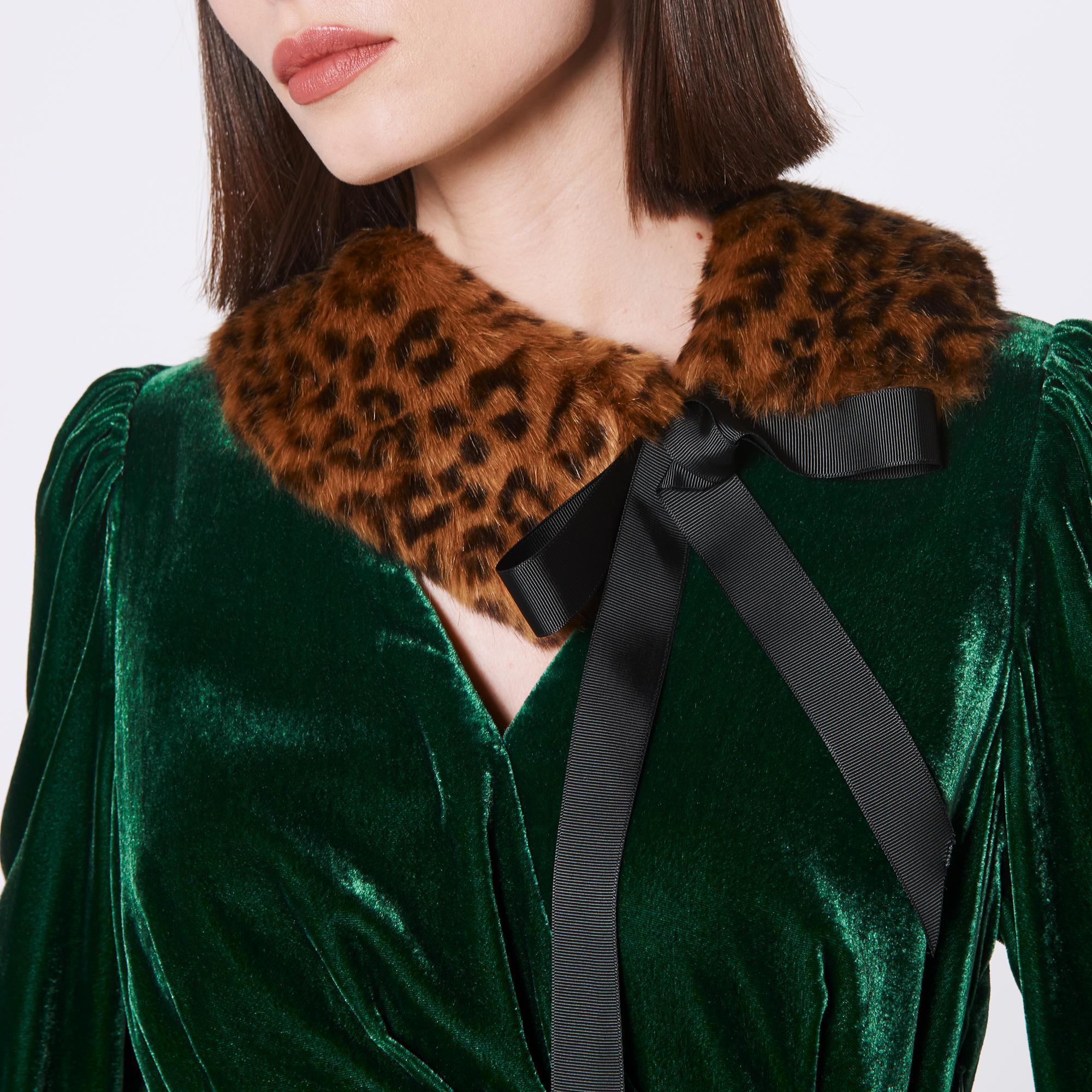 Ivonia Leopard Print Faux Fur Collar | Accessories | L.K.Bennett