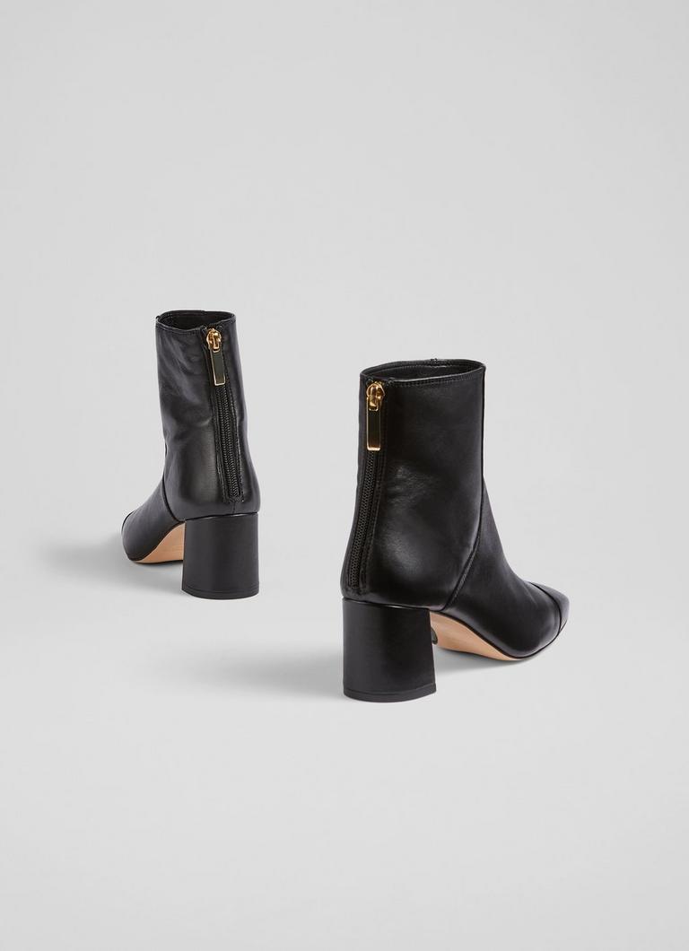 【関税込み】Maxim Ankle Boots in Black Leather Maxine Black Leather Stitch-Detail Ankle Boots | View All