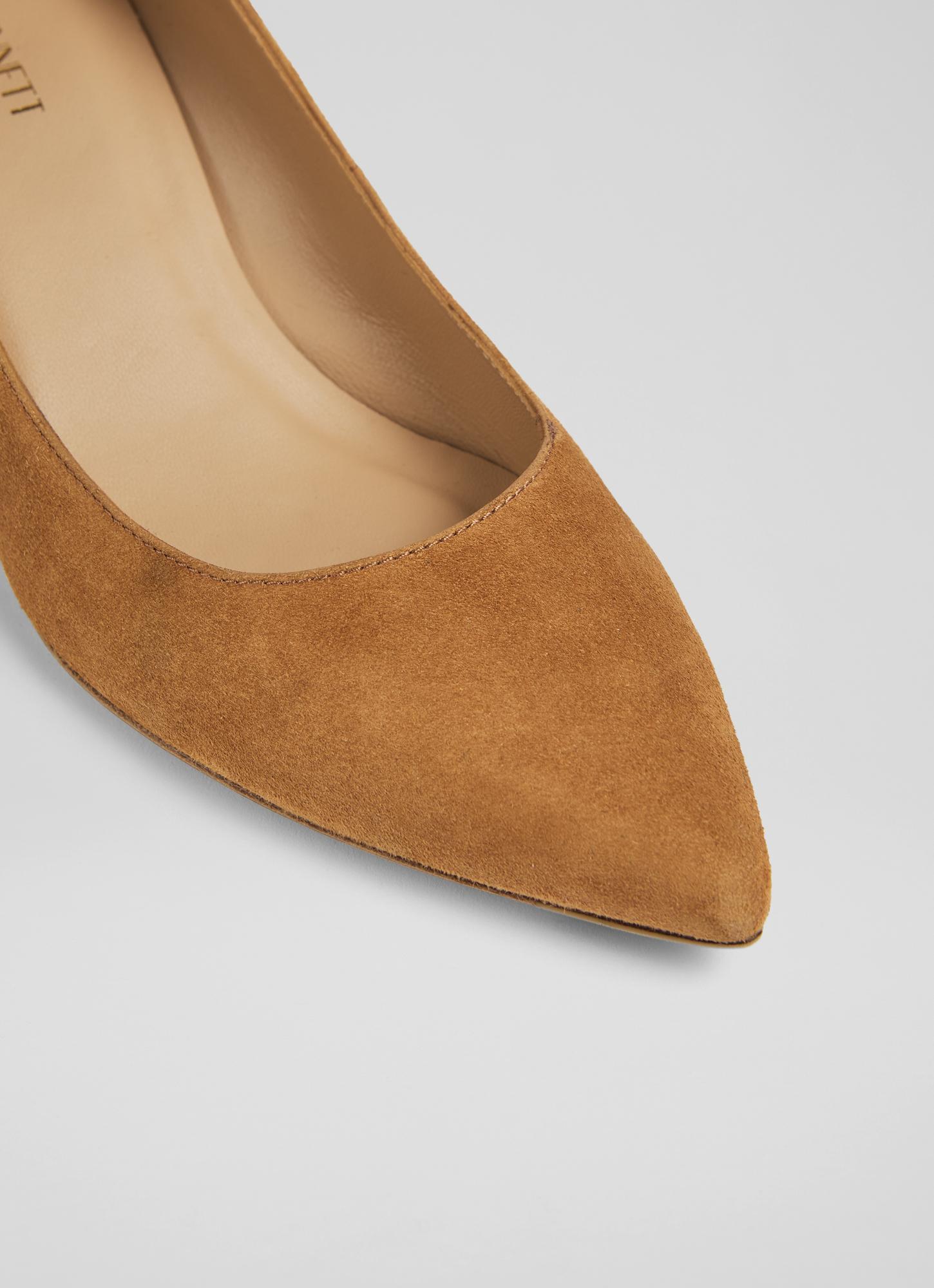 tan suede courts