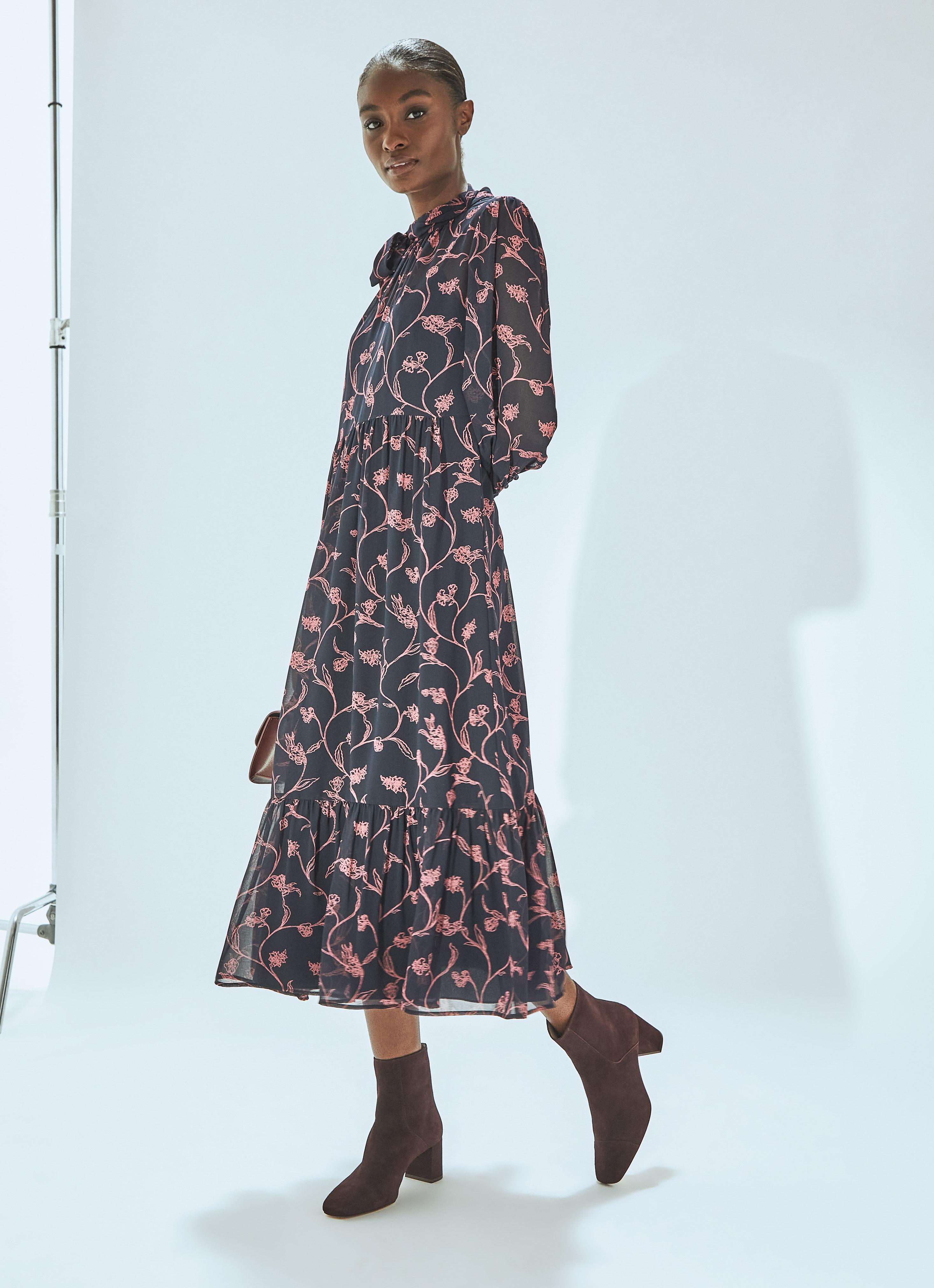 strapless open back dress Stella McCartney // Pink & Navy Silk Floral Flounce Hem Dress – VSP  Consignment main image 1