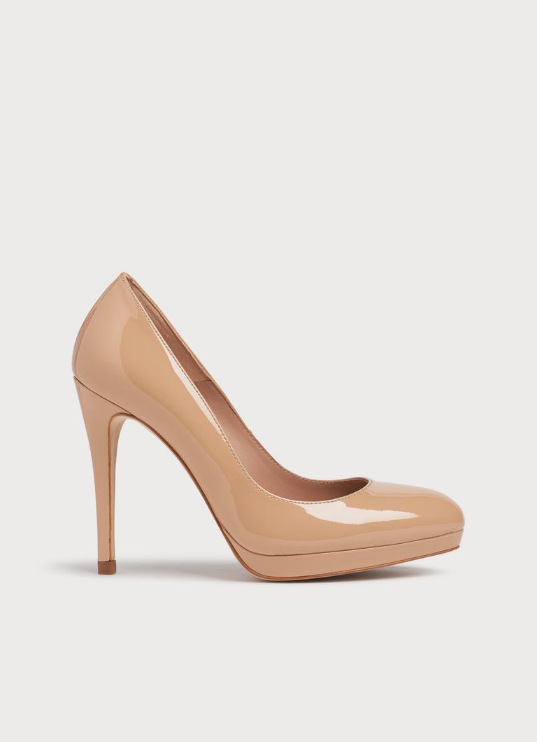 Sledge Beige Patent Platform Courts